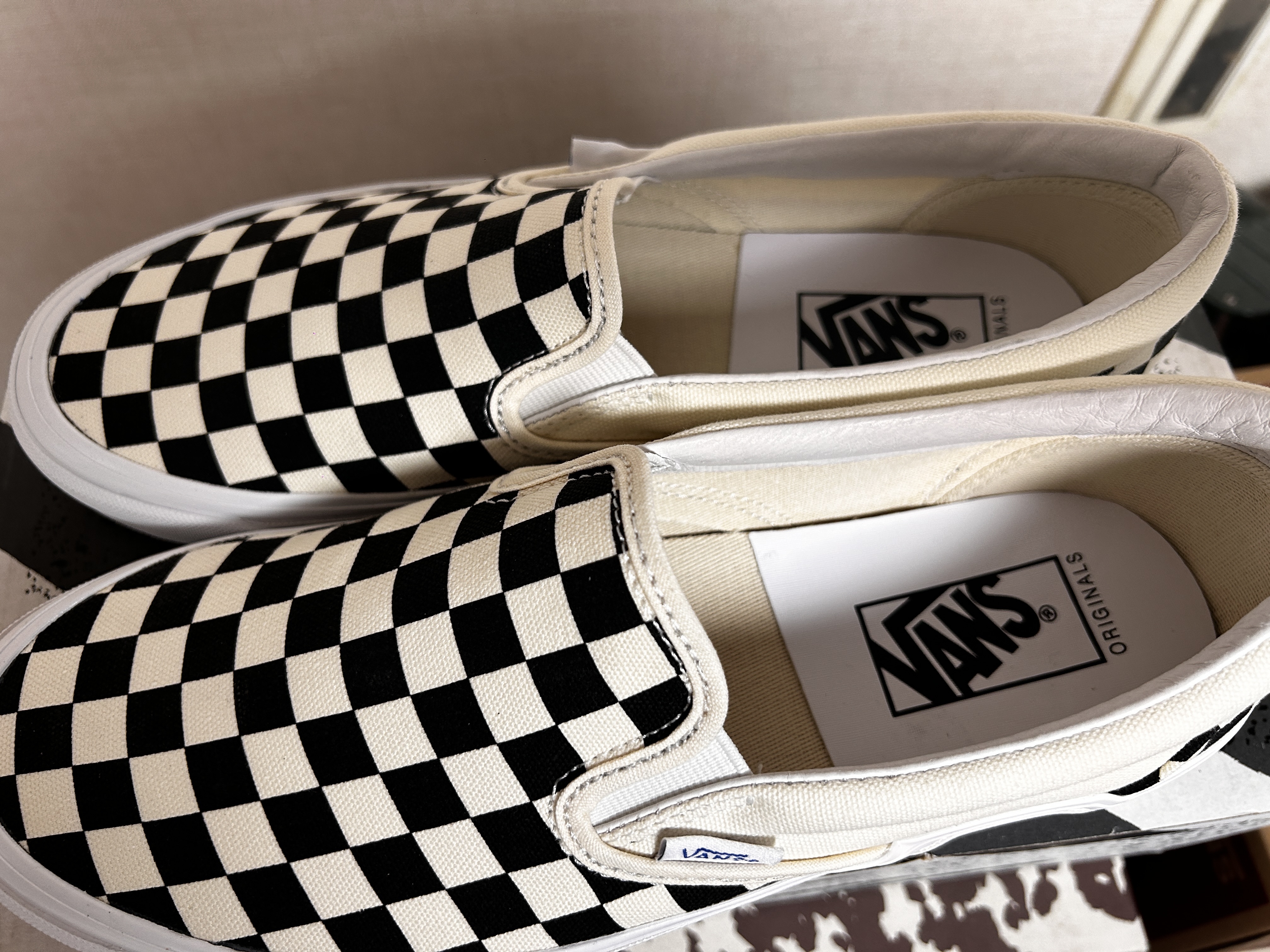 Vans Vault OG Classic Slip-On Checkerboard 착용 스타일 - 4