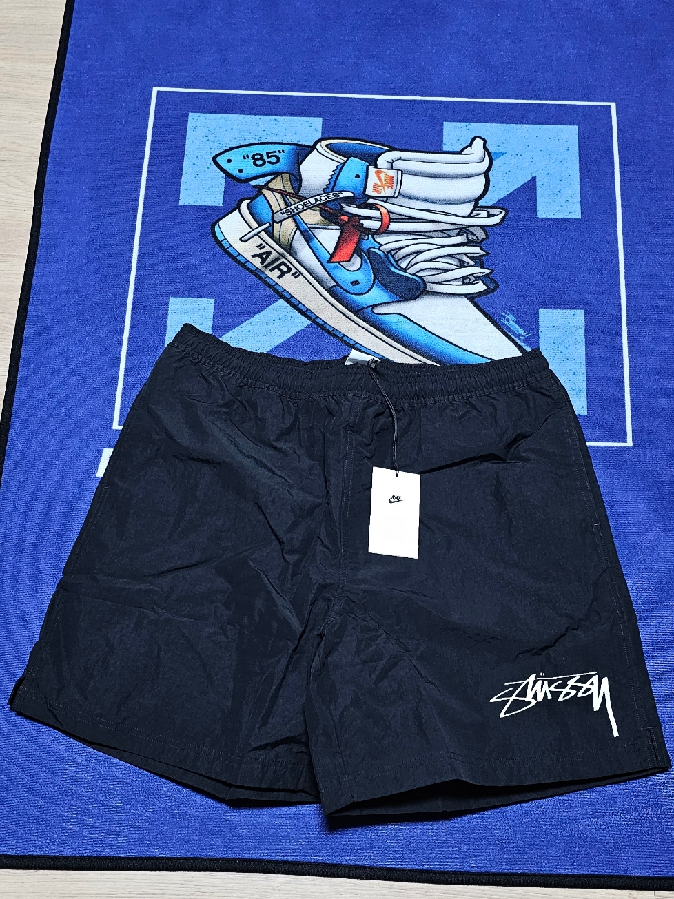 Nike x Stussy Shorts Black (FJ9167-010) 착용 스타일 - 1