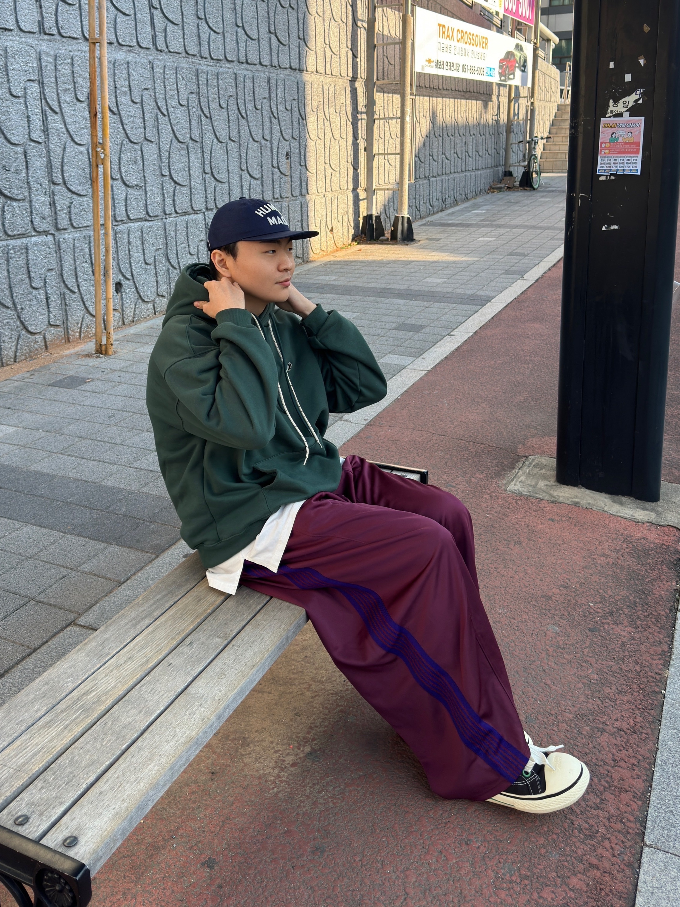 Needles H.D. Track Pants Poly Smooth Wine, Human Made Baseball Cap Navy 착용 스타일 - 4