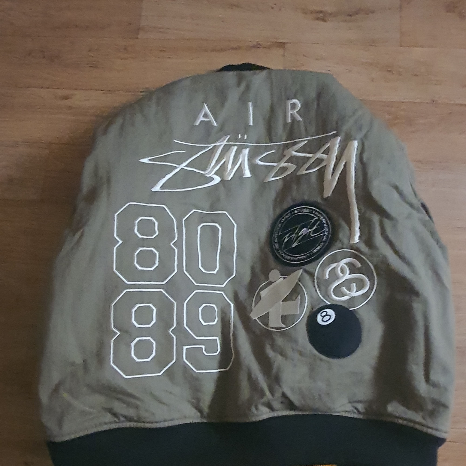 Nike x Stussy Reversible Jacket Medium Olive (FJ9153-222) 착용 스타일 - 1