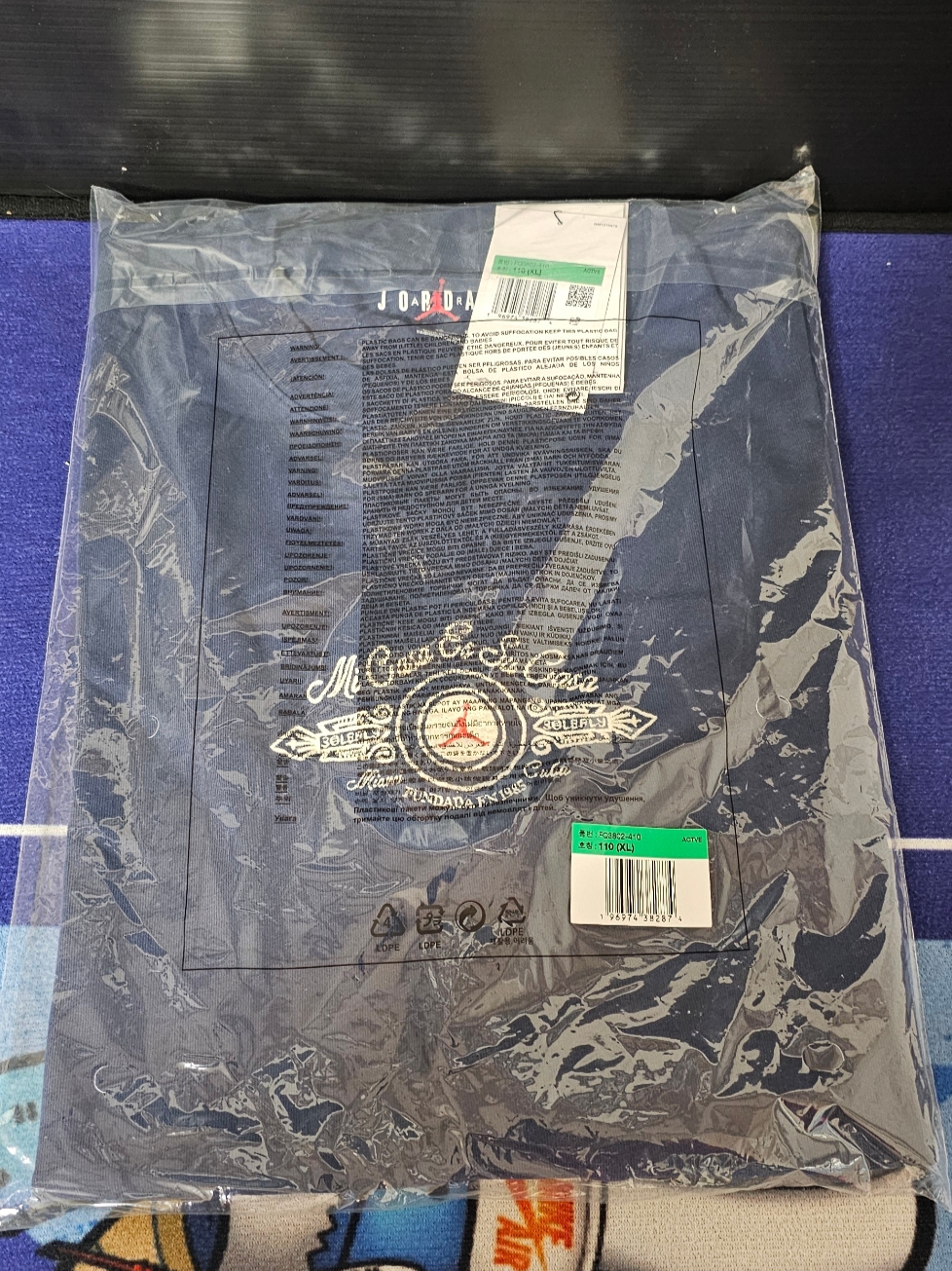 Jordan x SoleFly Mi Casa es Su Casa T-Shirt Midnight Navy (FQ3802-410) 착용 스타일 - 1
