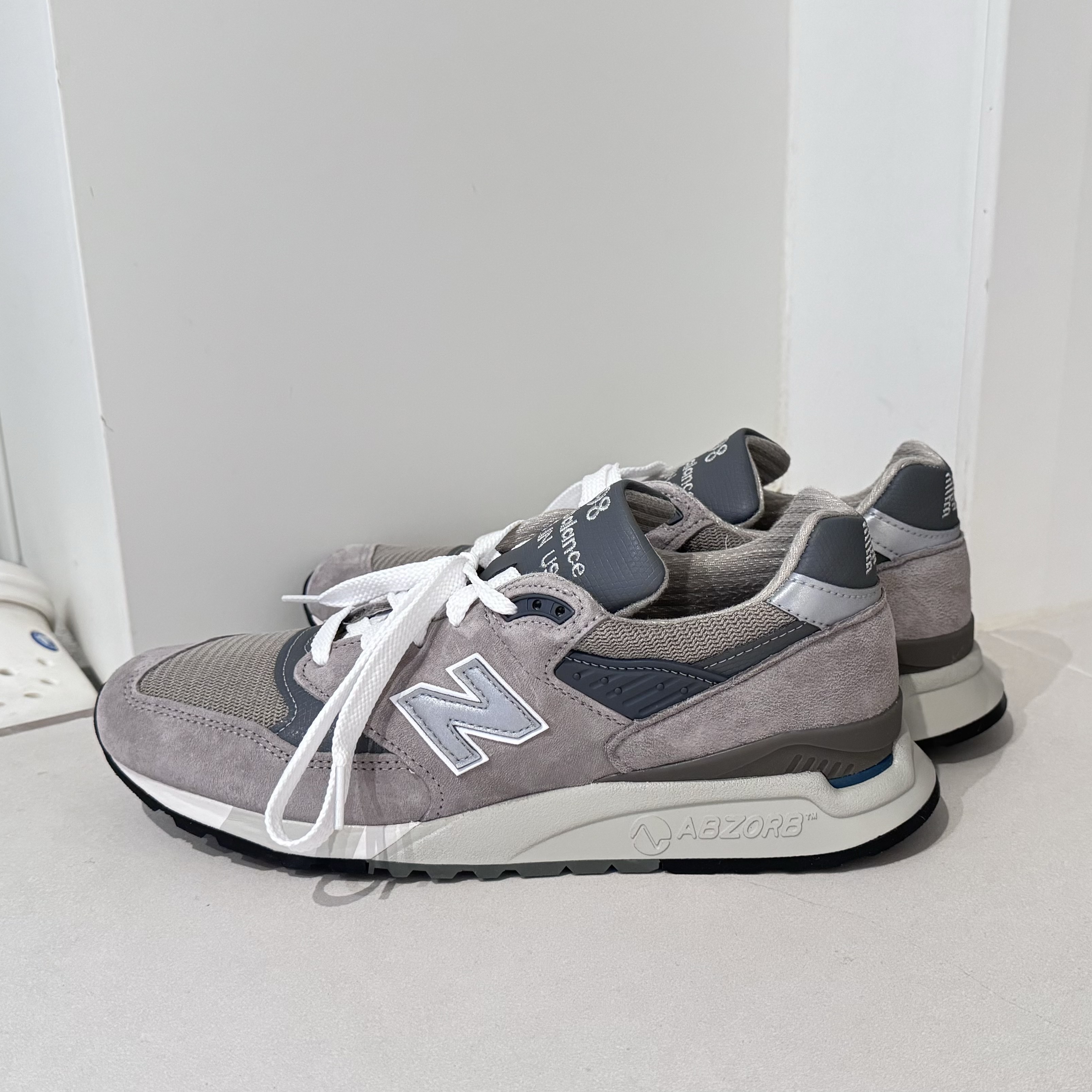 New Balance 998 Core Made in USA Grey Silver 착용 스타일