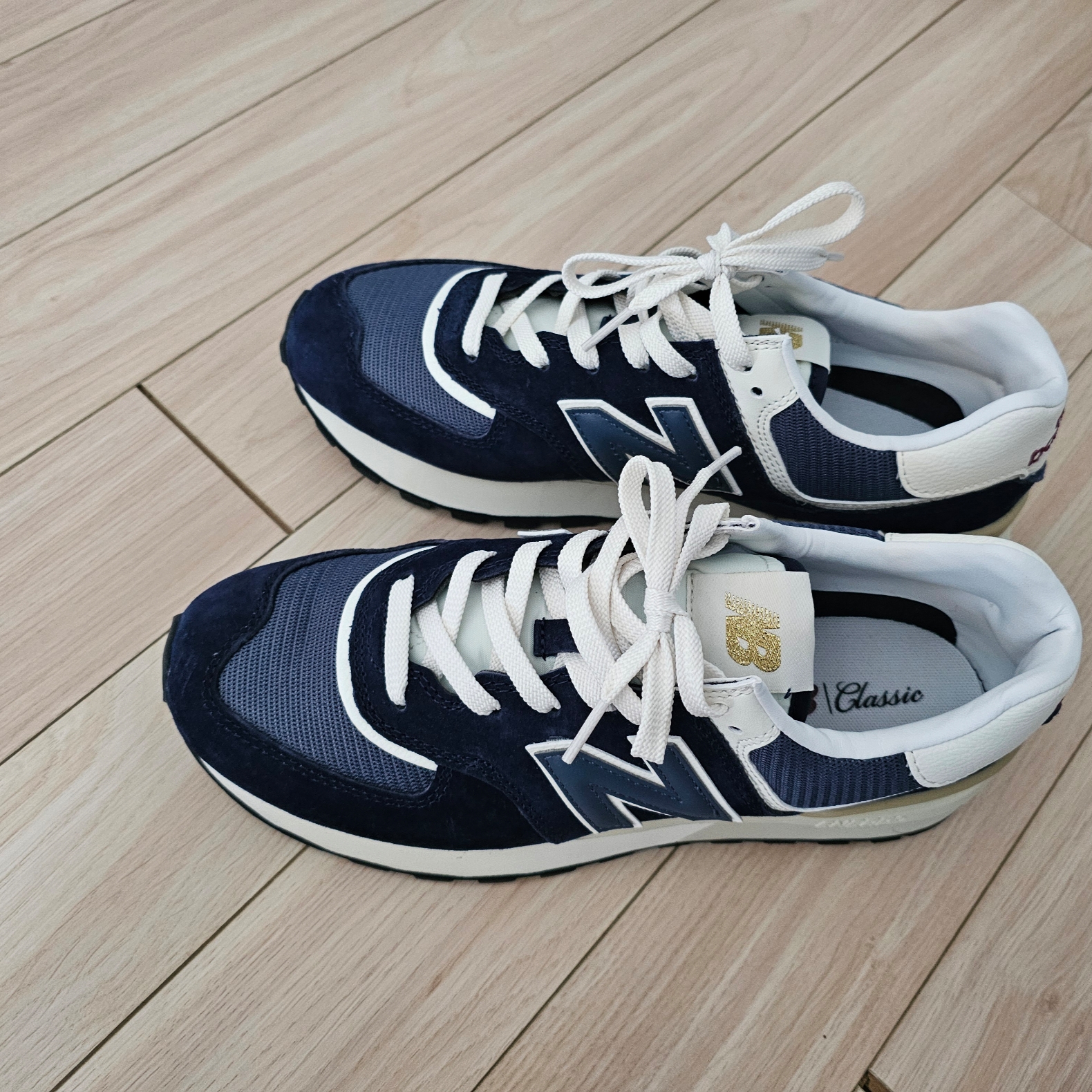 New Balance 574 Legacy Navy 착용 스타일