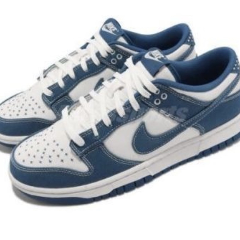 Nike Dunk Low Retro SE Industrial Blue 착용 스타일