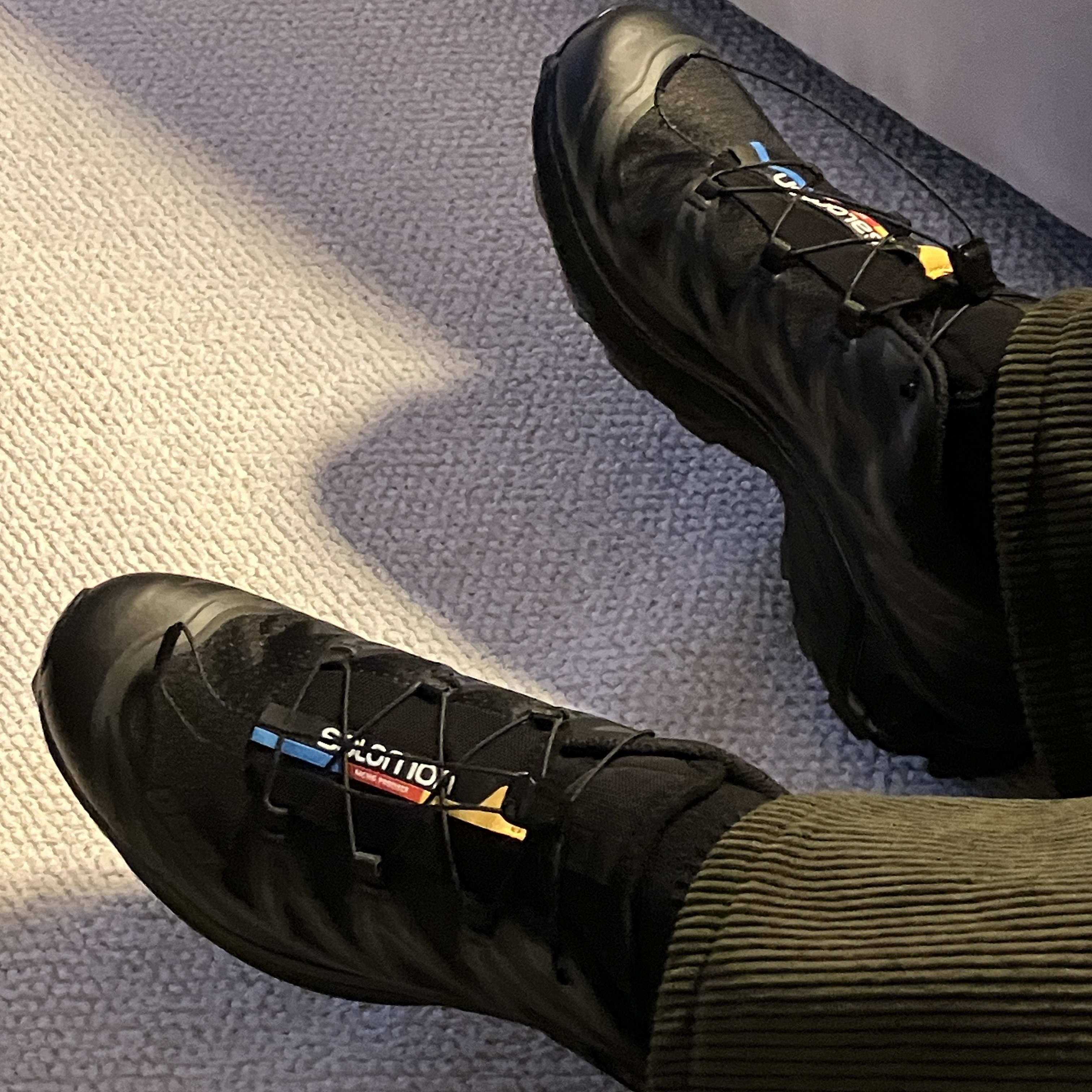 Salomon XT-6 ADV Black 착용 스타일 - 2