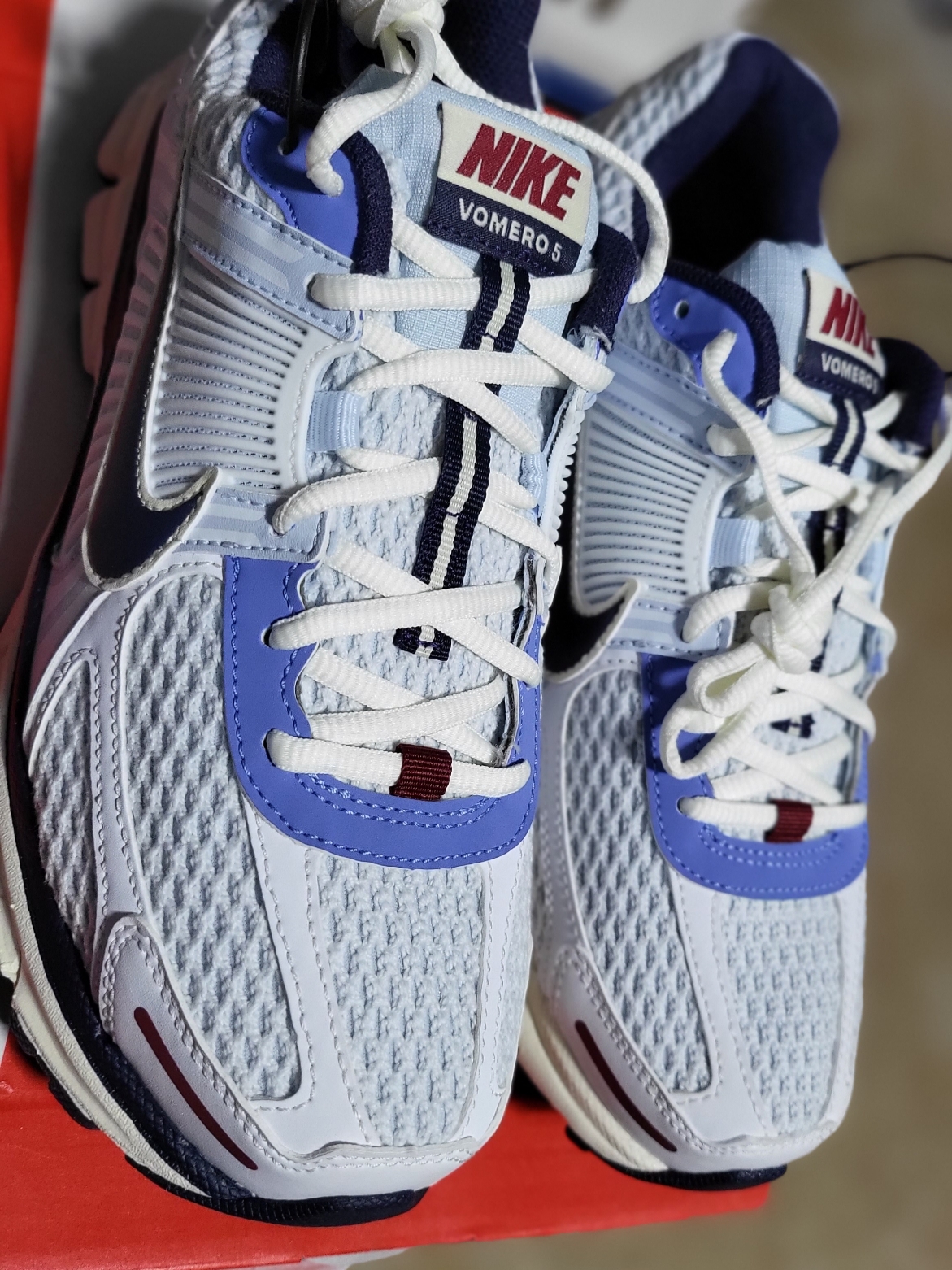 (W) Nike Zoom Vomero 5 Blue Tint Purple Ink 착용 스타일 - 2