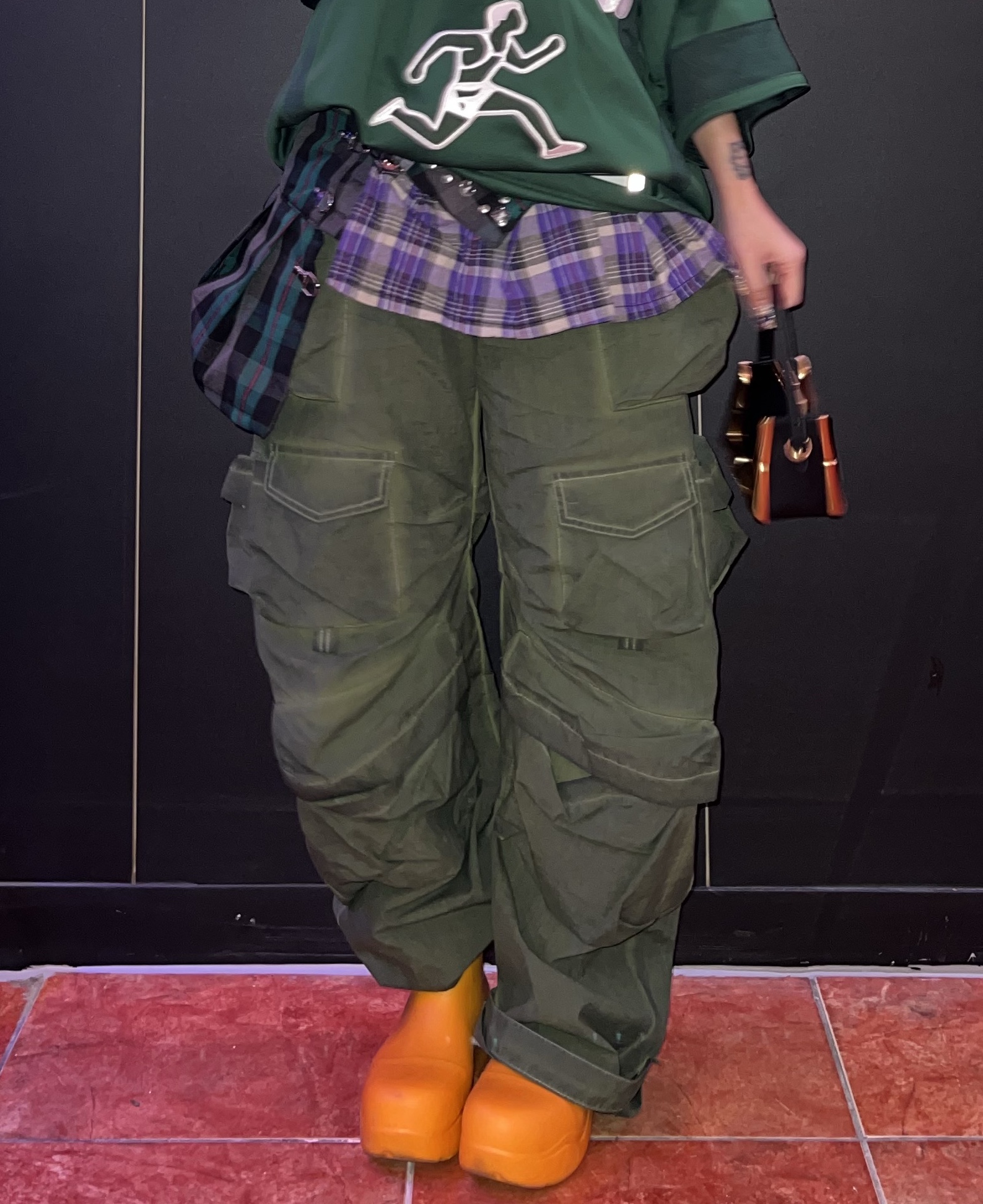 (W) Bottega Veneta Puddle Ankle Boots Tangerine, Nike x Cactus Plant Flea Market S/S Jersey Green - Asia 착용 스타일 - 5