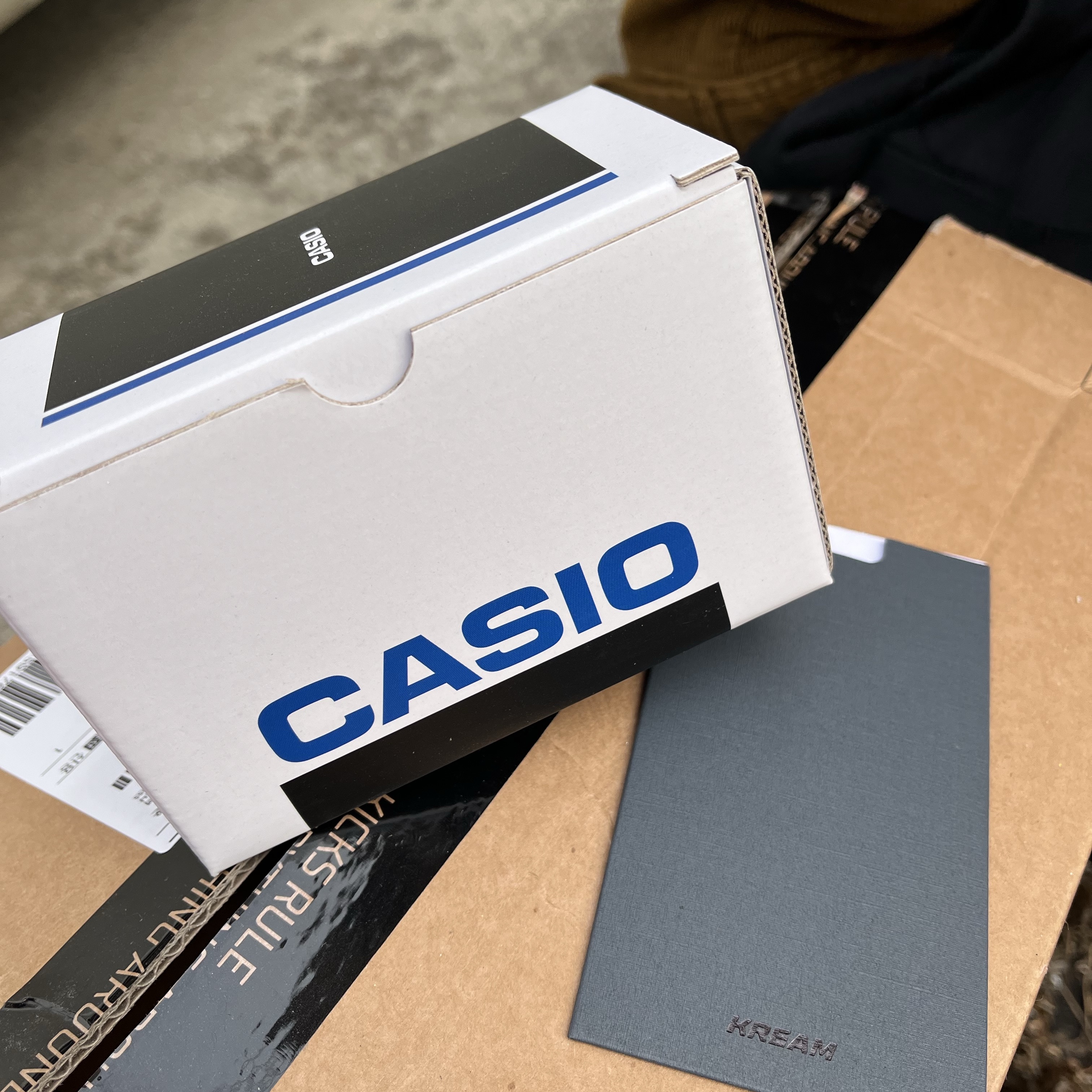 Casio A-158WA-1 착용 스타일