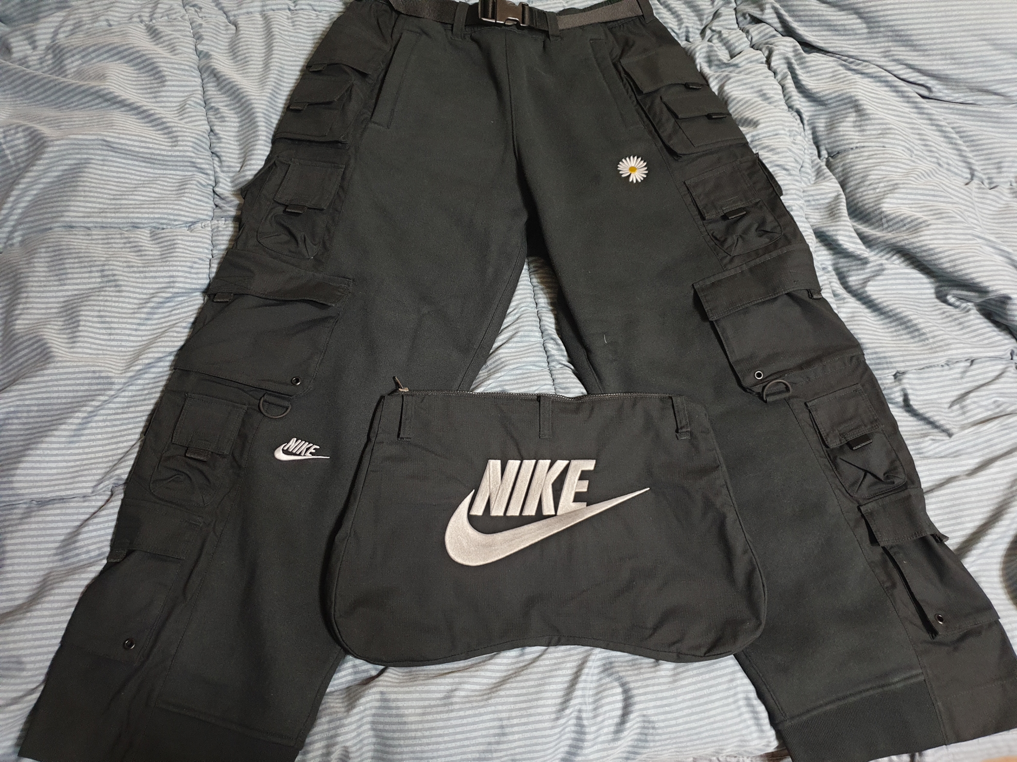 Nike x Peaceminusone Wide Pants Black (DR0096-010) 착용 스타일