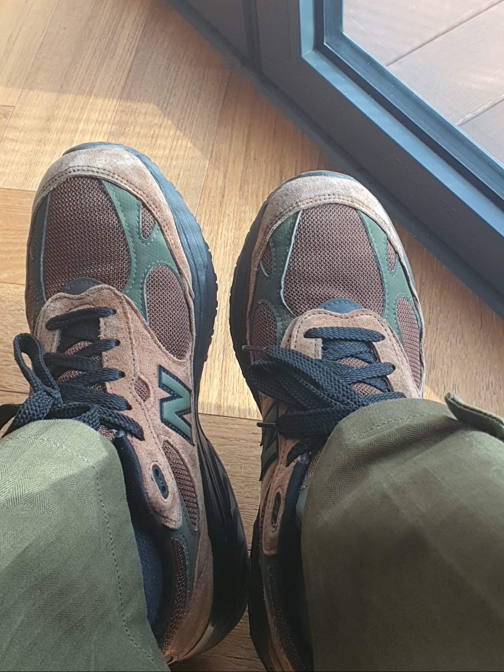 New Balance x Aime Leon Dore 993 Made in USA Brown 착용 스타일 - 1