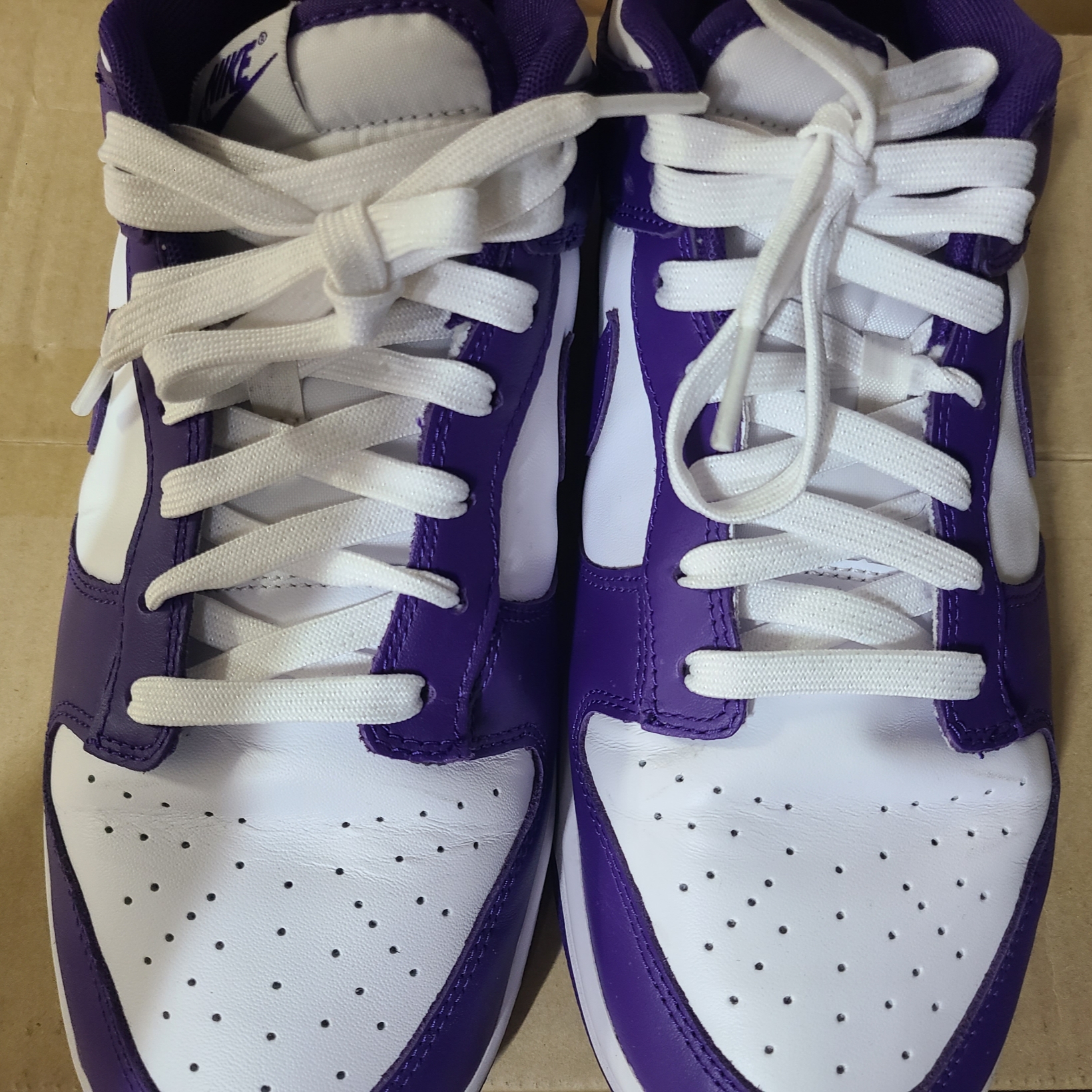 Nike Dunk Low Retro Championship Court Purple 착용 스타일