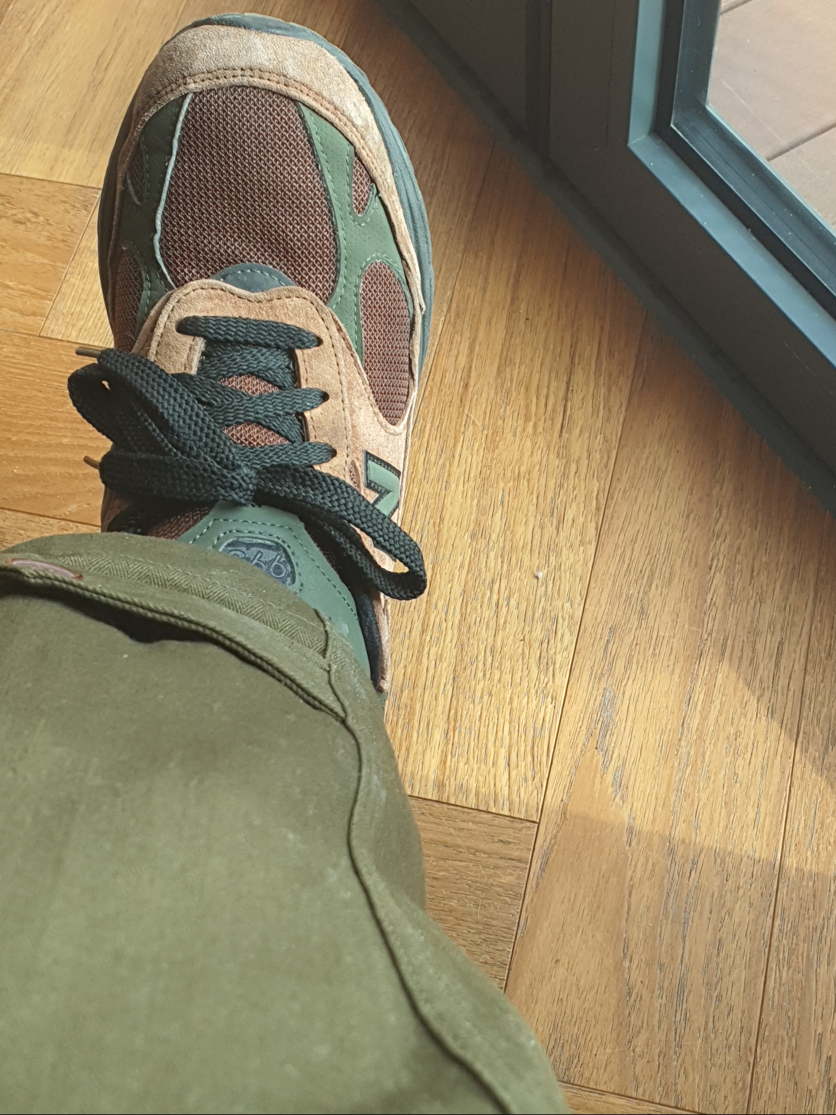 New Balance x Aime Leon Dore 993 Made in USA Brown 착용 스타일 - 2