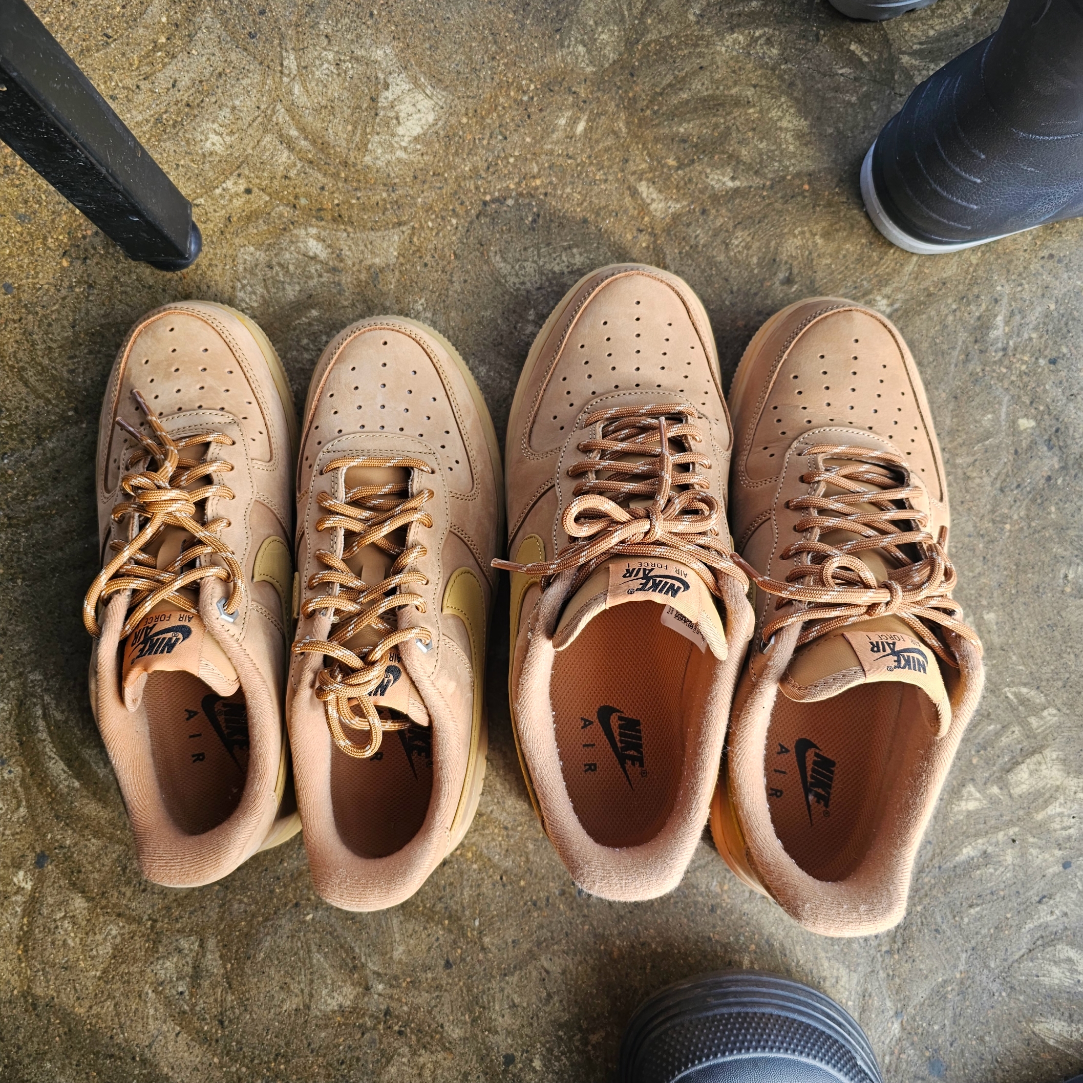 Nike Air Force 1 '07 WB Flax 착용 스타일