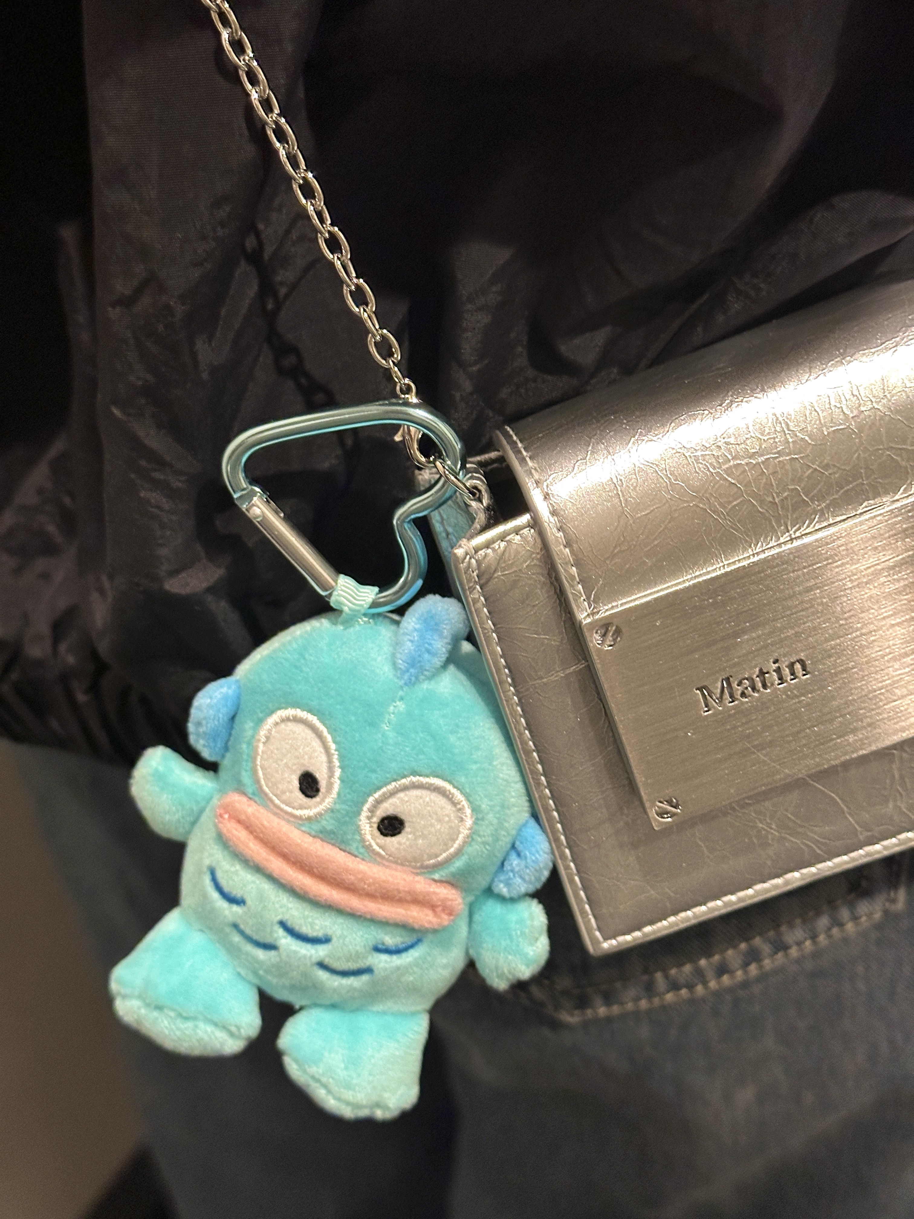 Matin Kim Accordion Mini Bag Silver 착용 스타일