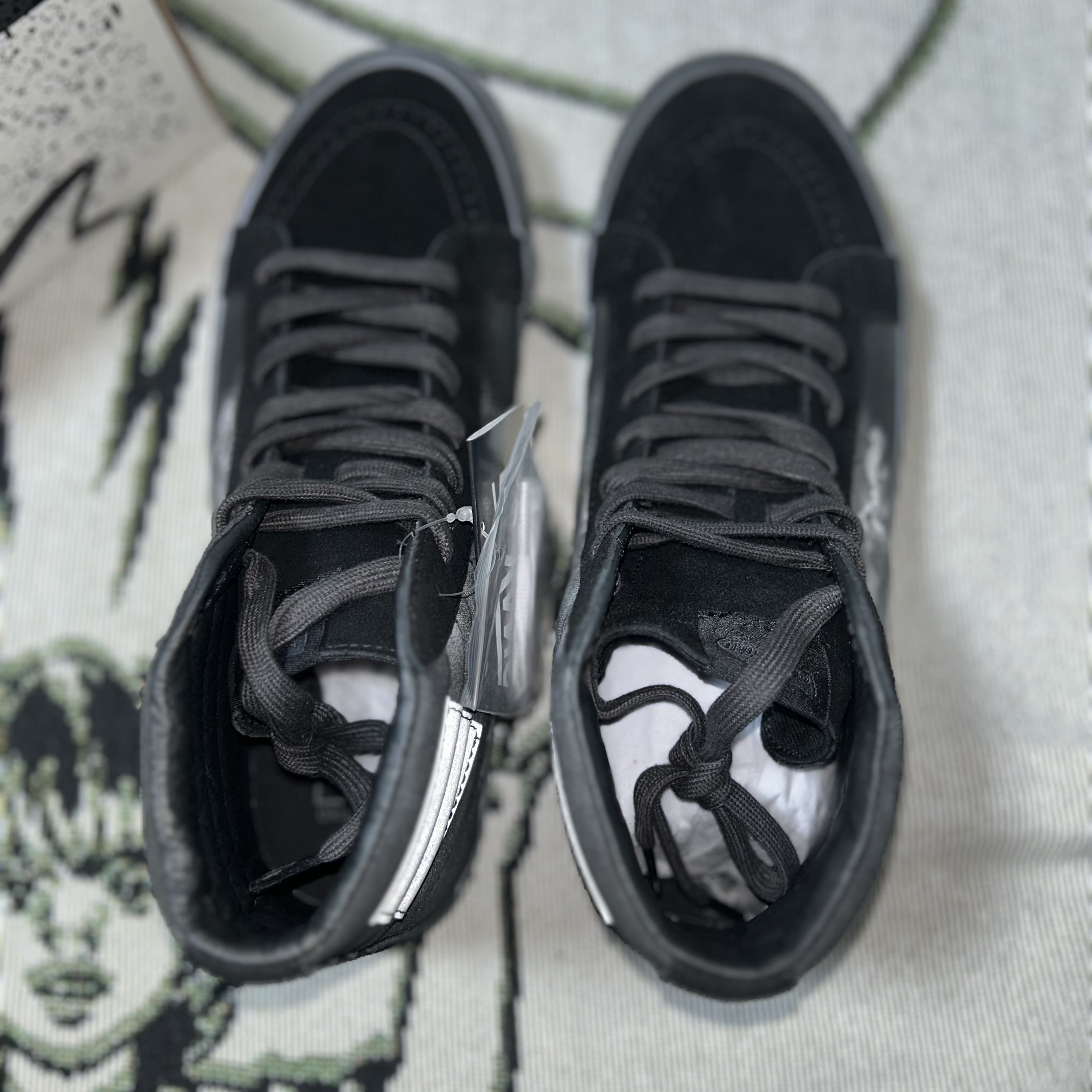 Vans Vault x Concepts Sk8-Hi LX Black Smoke 착용 스타일 - 6