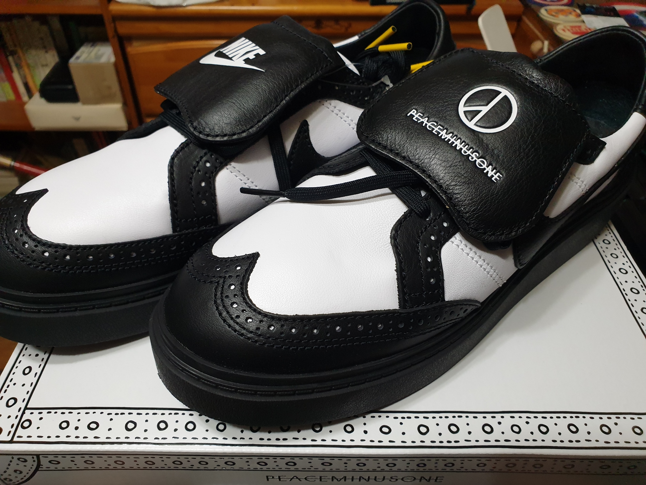 Nike x Peaceminusone Kwondo1 Black and White 착용 스타일