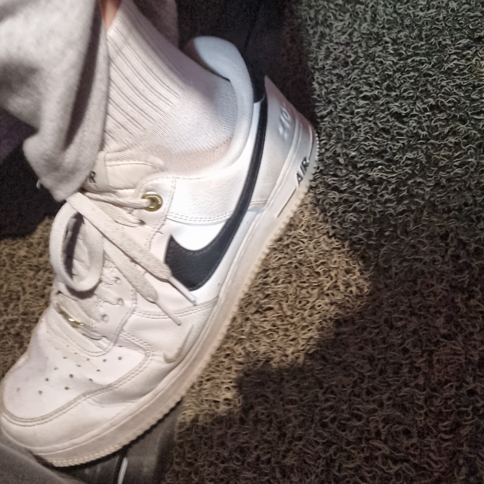 Nike Air Force 1 '07 LV8 40th Anniversary Join Forces White Black 착용 스타일