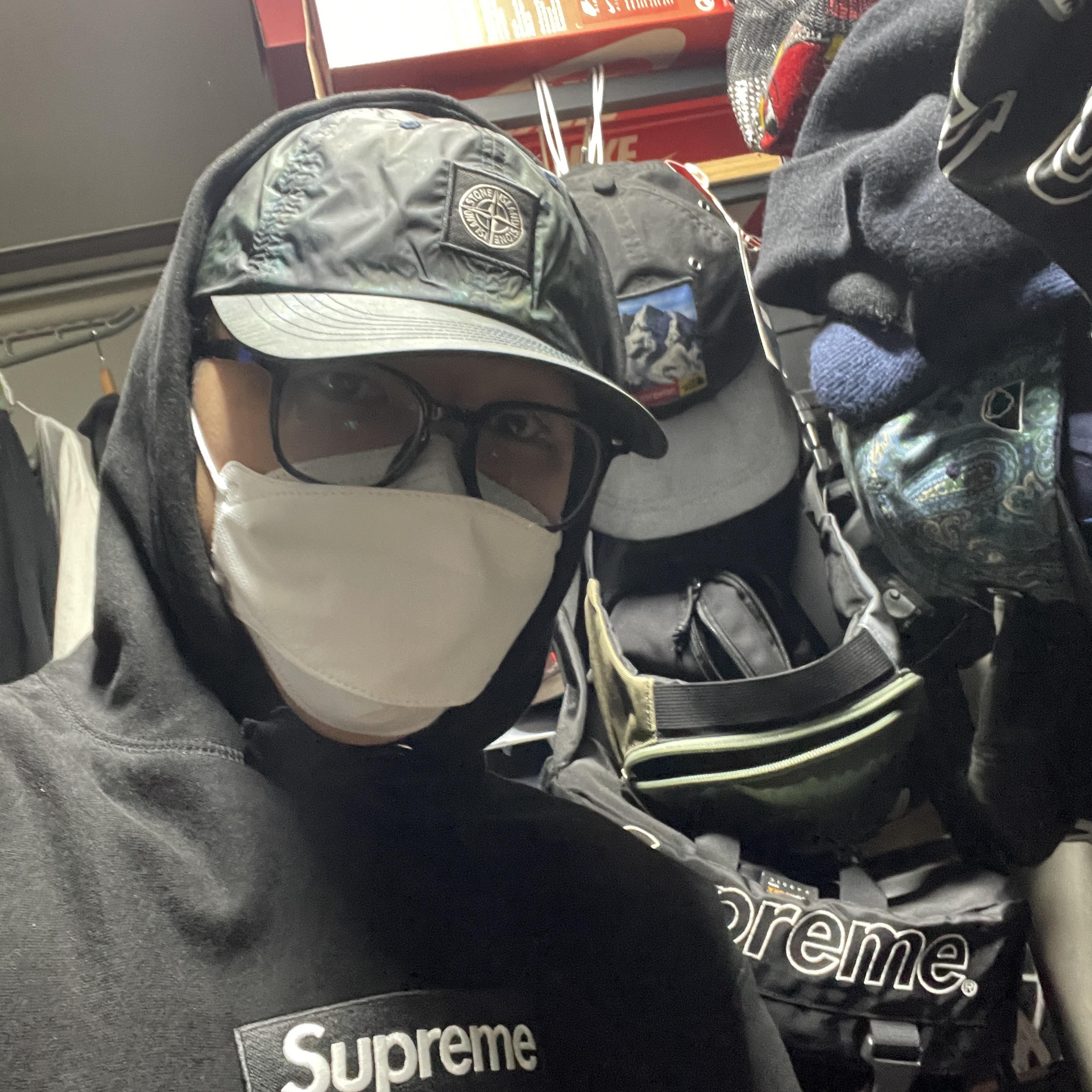Supreme Box Logo Hooded Sweatshirt Black - 23FW 착용 스타일