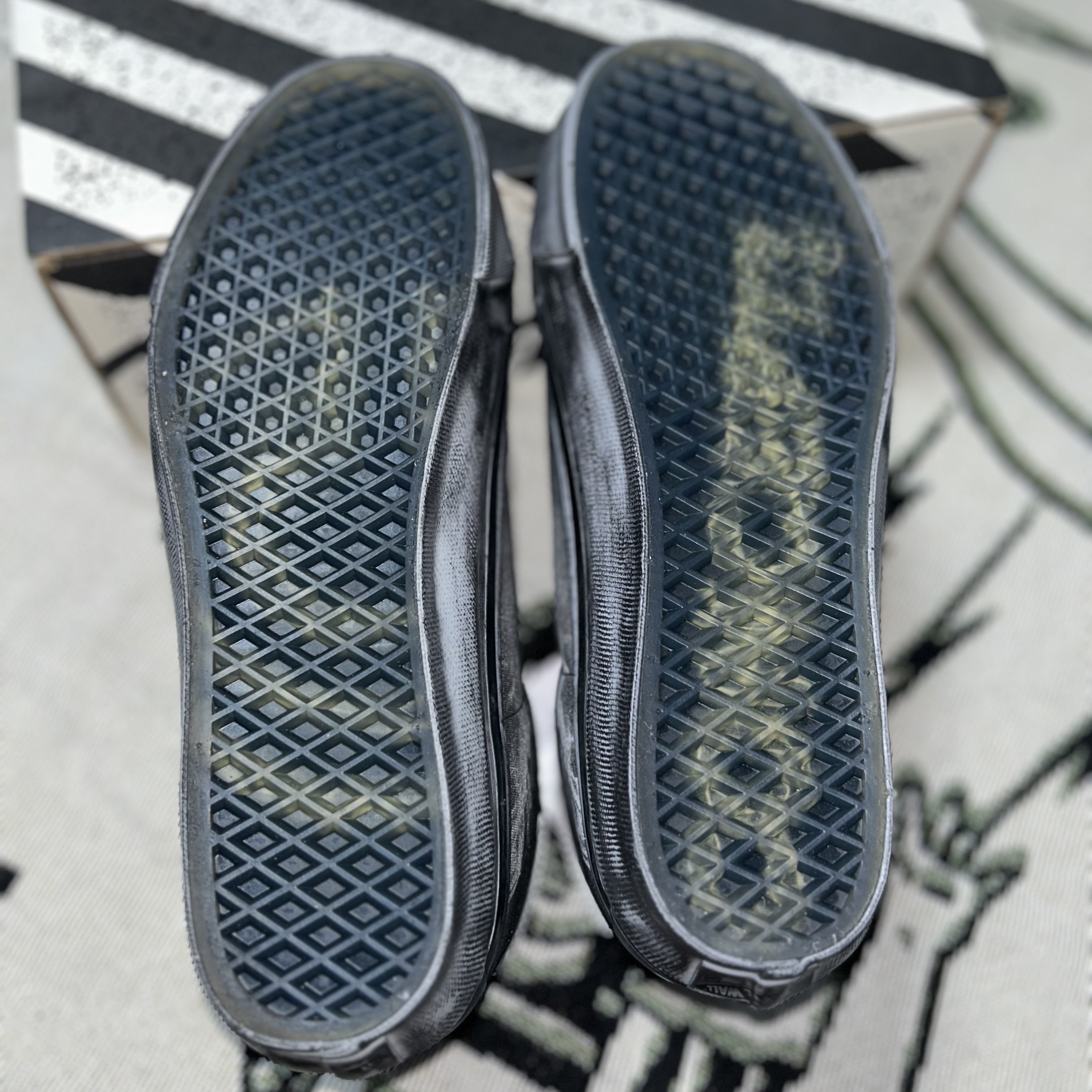 Vans Vault x Concepts Sk8-Hi LX Black Smoke 착용 스타일 - 8