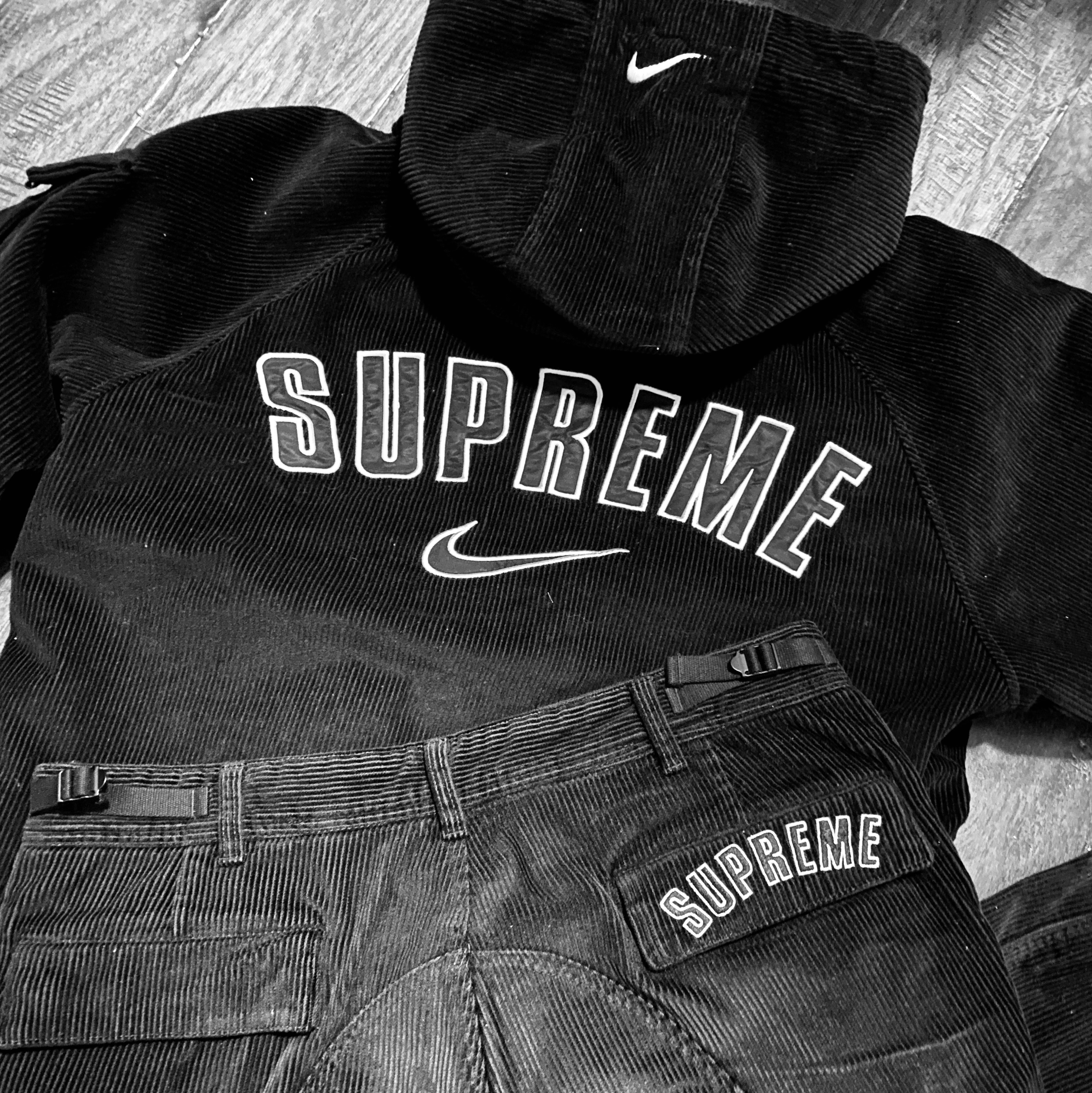 Supreme x Nike Arc Corduroy Cargo Pants Black - 22SS, Supreme x Nike Arc Corduroy Hooded Jacket Black - 22SS 착용 스타일