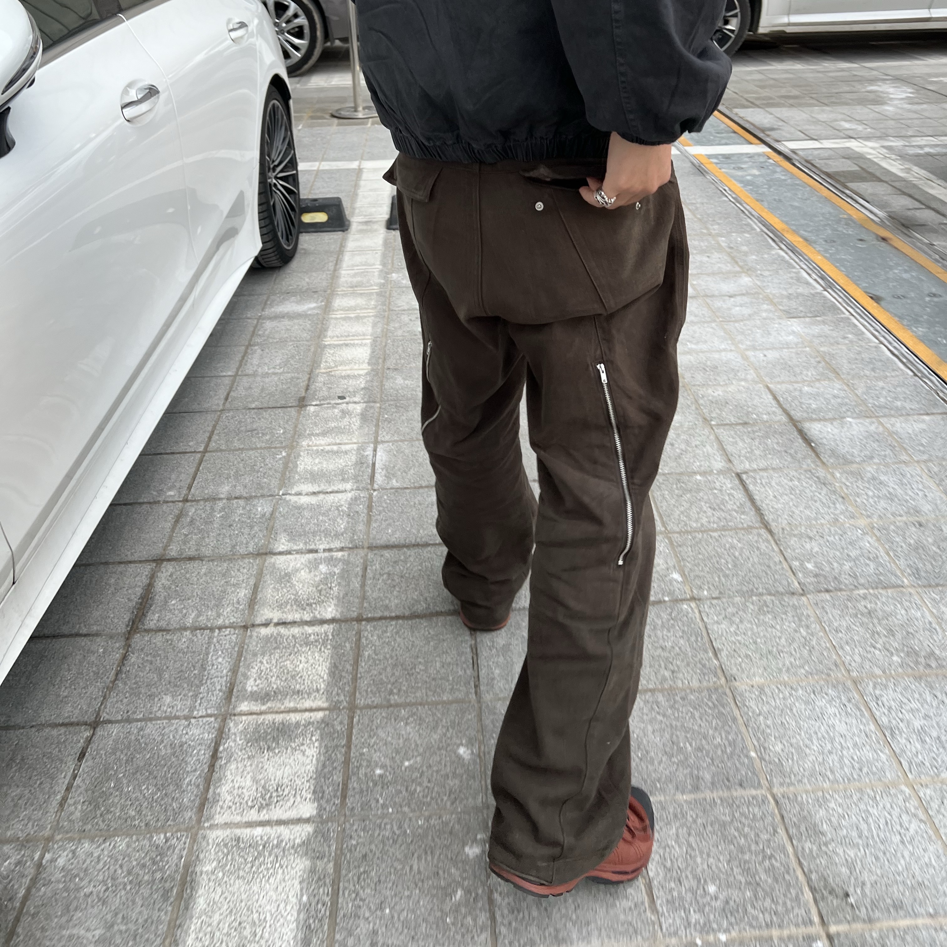 Asics x Kiko Kostadinov Gel-Burz 2 Caramel 착용 스타일