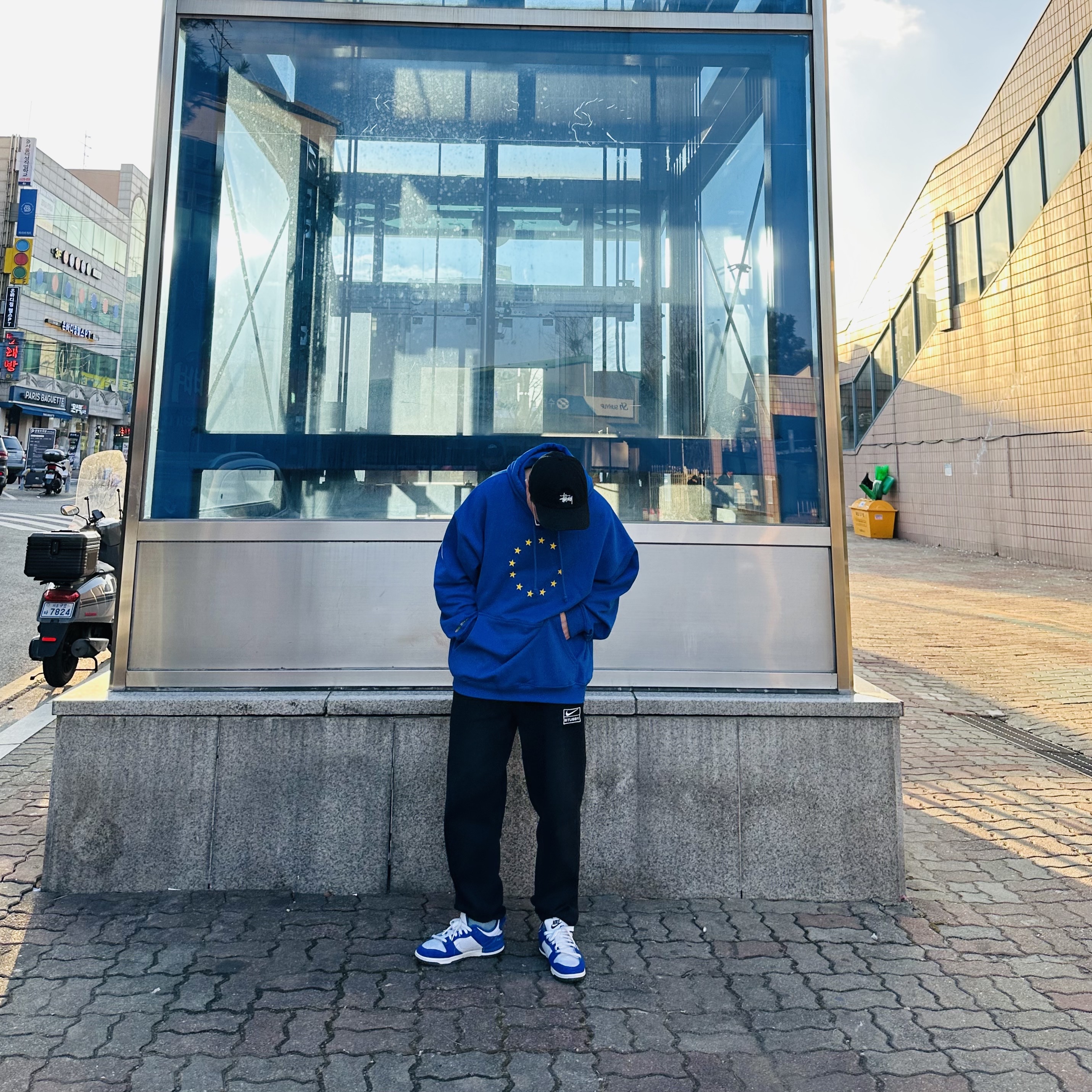 Stussy Basic Stock Low Pro Cap Black, Souvenir Official Eunify Classic Hoodie Blue 2022 μ°©μ© μ€νμΌ - 2
