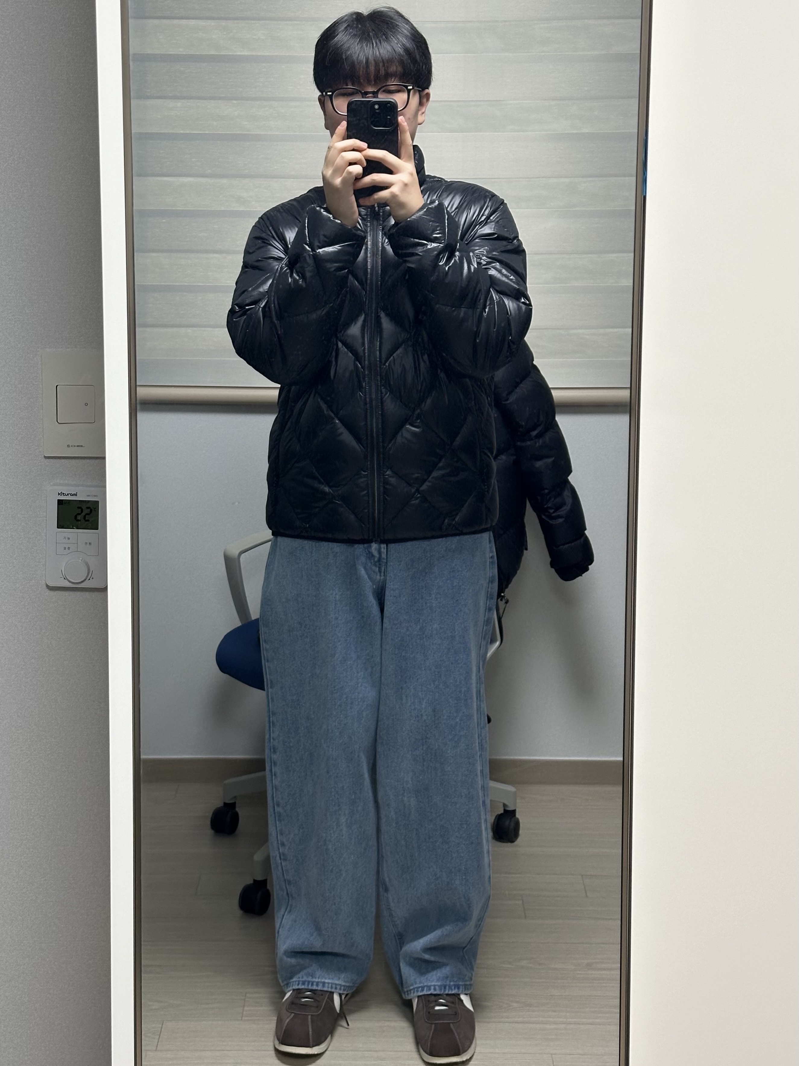 Nike Cortez SE Hangul Day Baroque Brown Sail, thisisneverthat Ultralight Down Jacket Black 착용 스타일