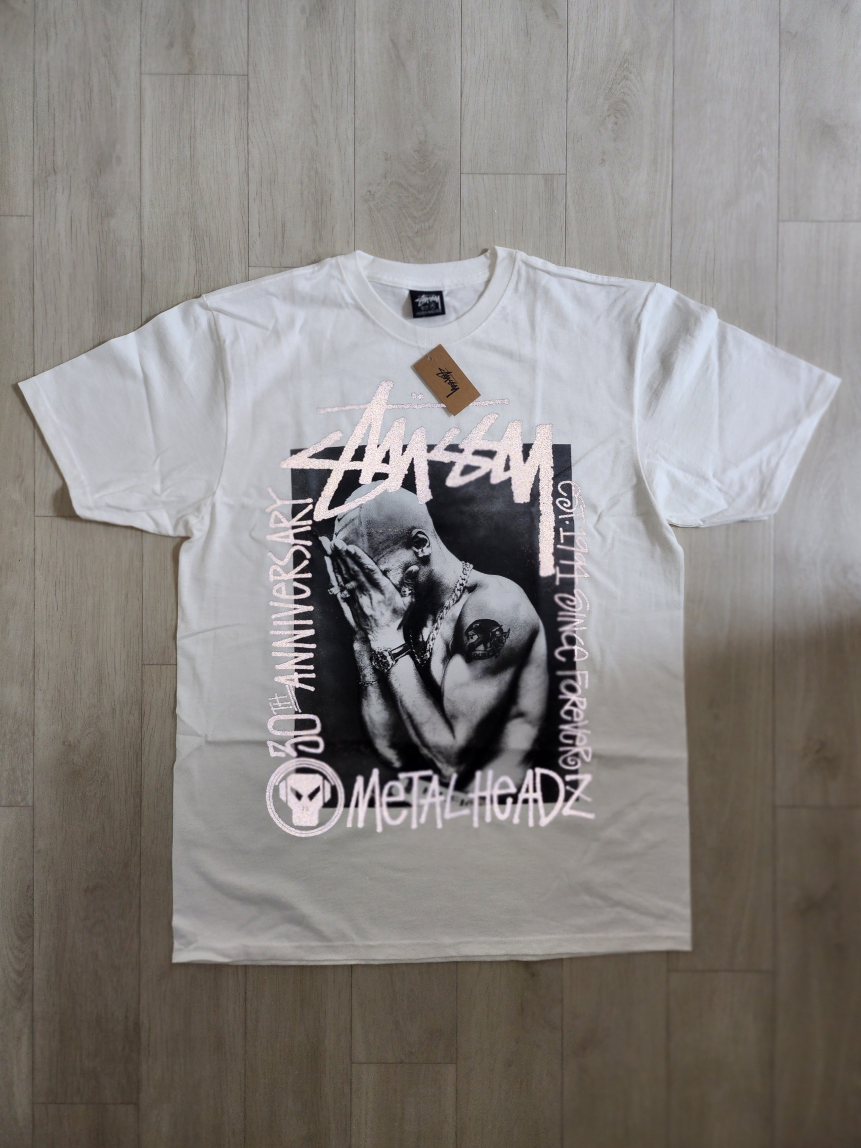 Stussy x Goldie Metalheadz 30 T-Shirt White 착용 스타일 - 2