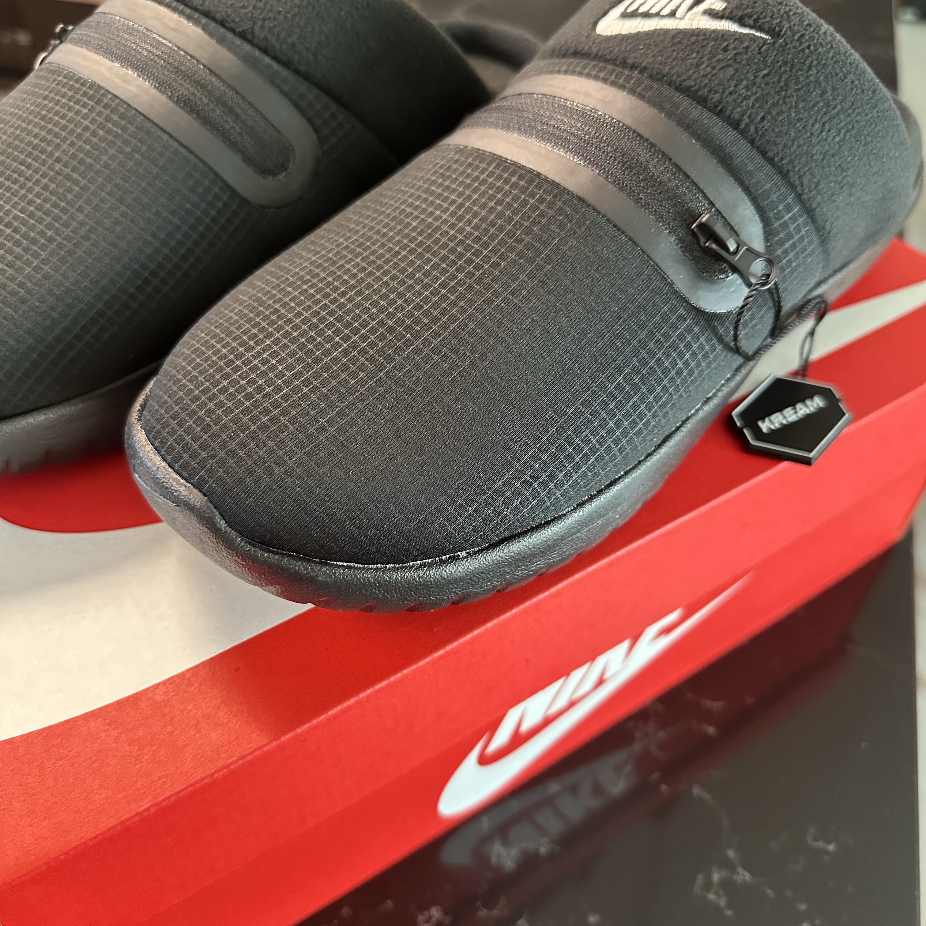 Nike Burrow Black Phantom 착용 스타일