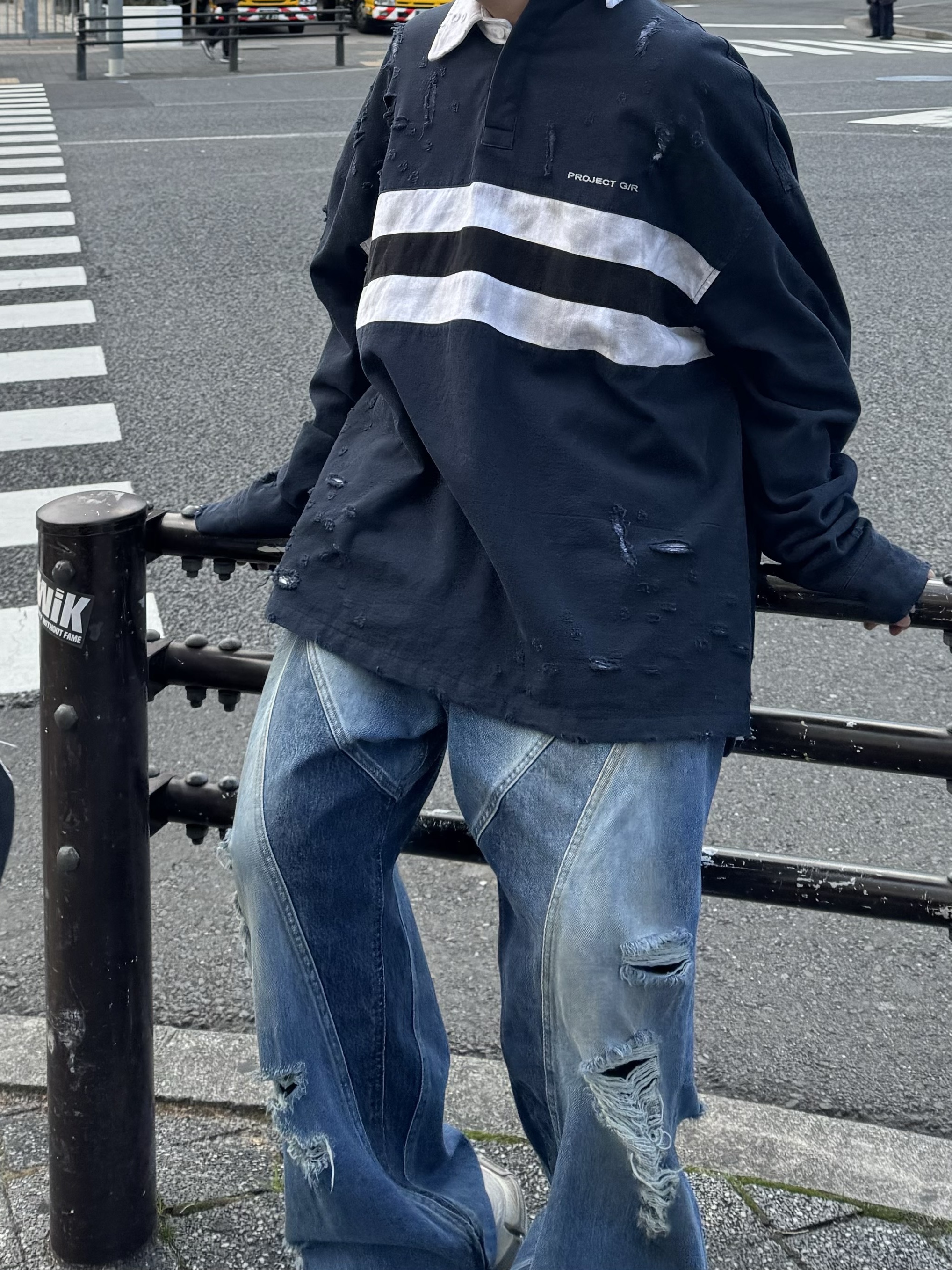 Project G/R Bullied Polo Shirts Navy, Civision by CSC Vision Distressed Denim Pants Washed Blue 착용 스타일 - 2