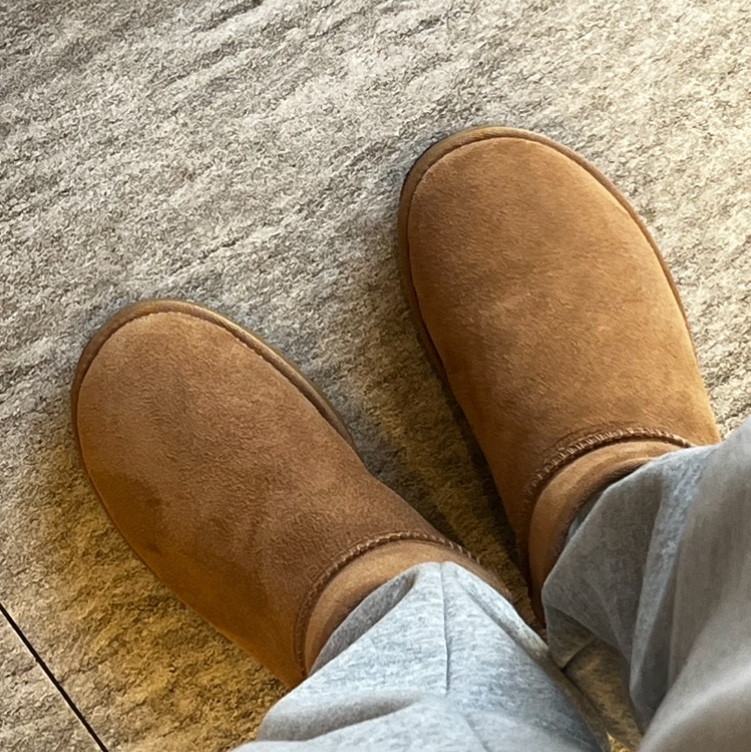 (W) UGG Classic Mini II Boots Chestnut 착용 스타일