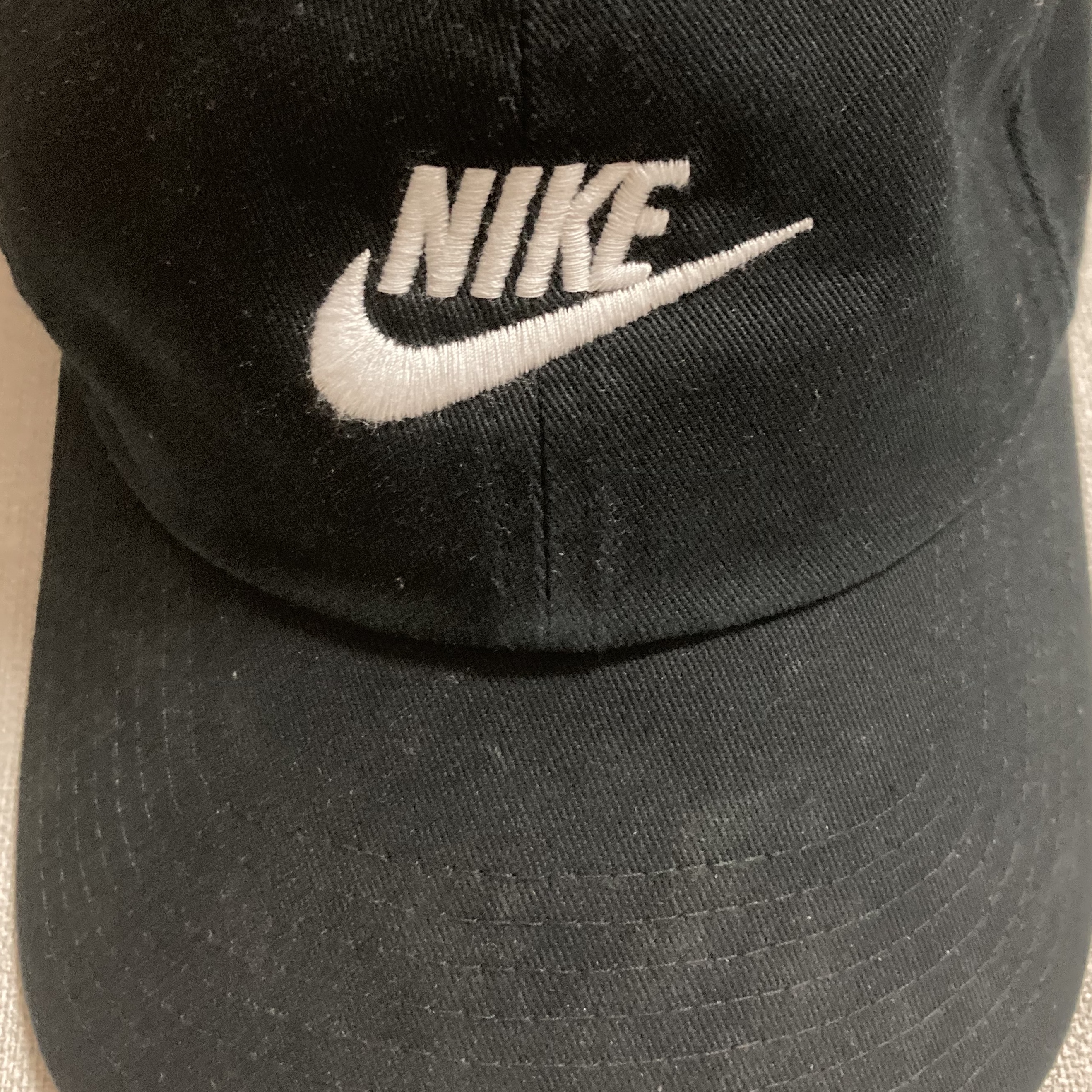 Nike Heritage 86 Futura Washed Cap Black White 착용 스타일