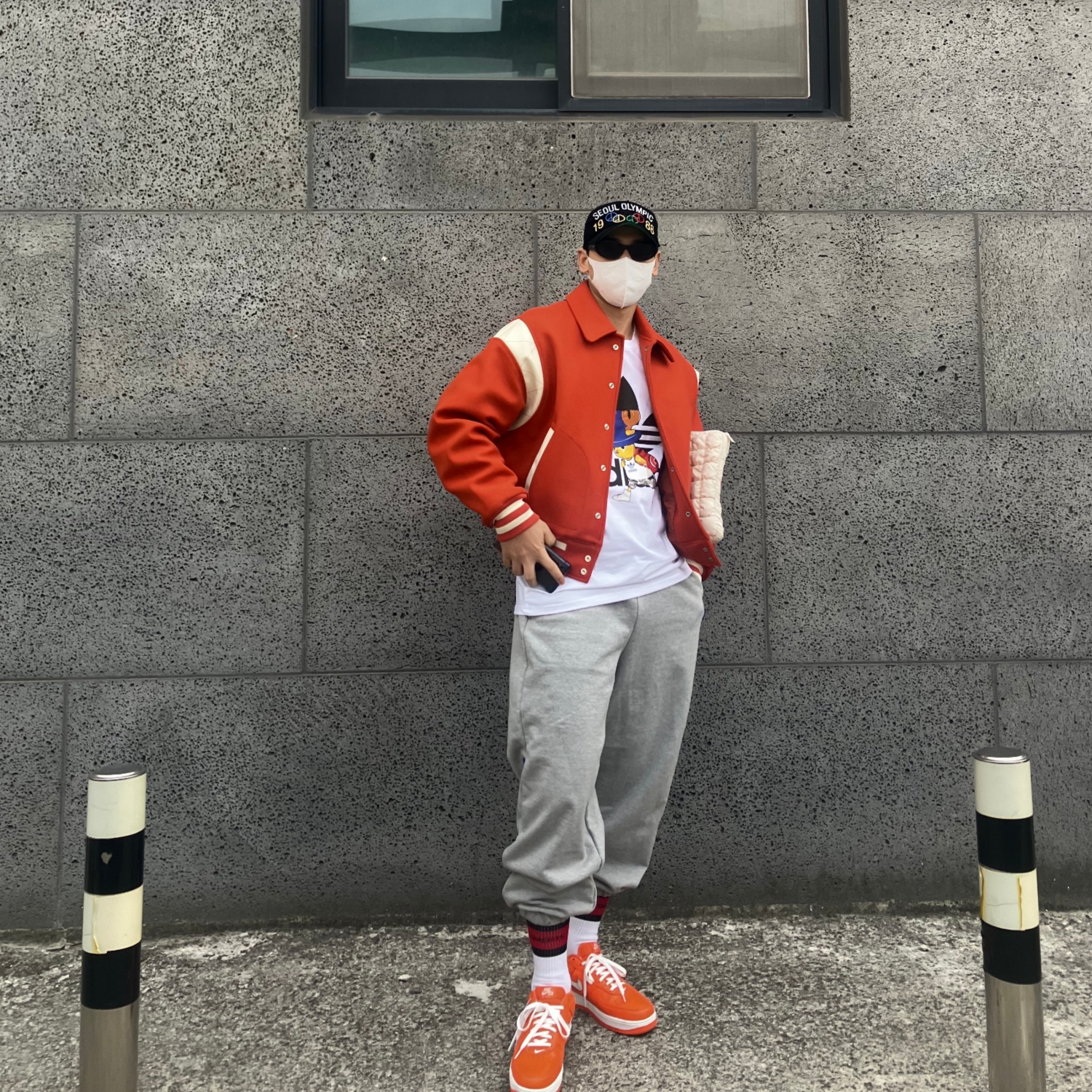 Nike Air Force 1 Low Retro Color of The Month Safety Orange 착용 스타일