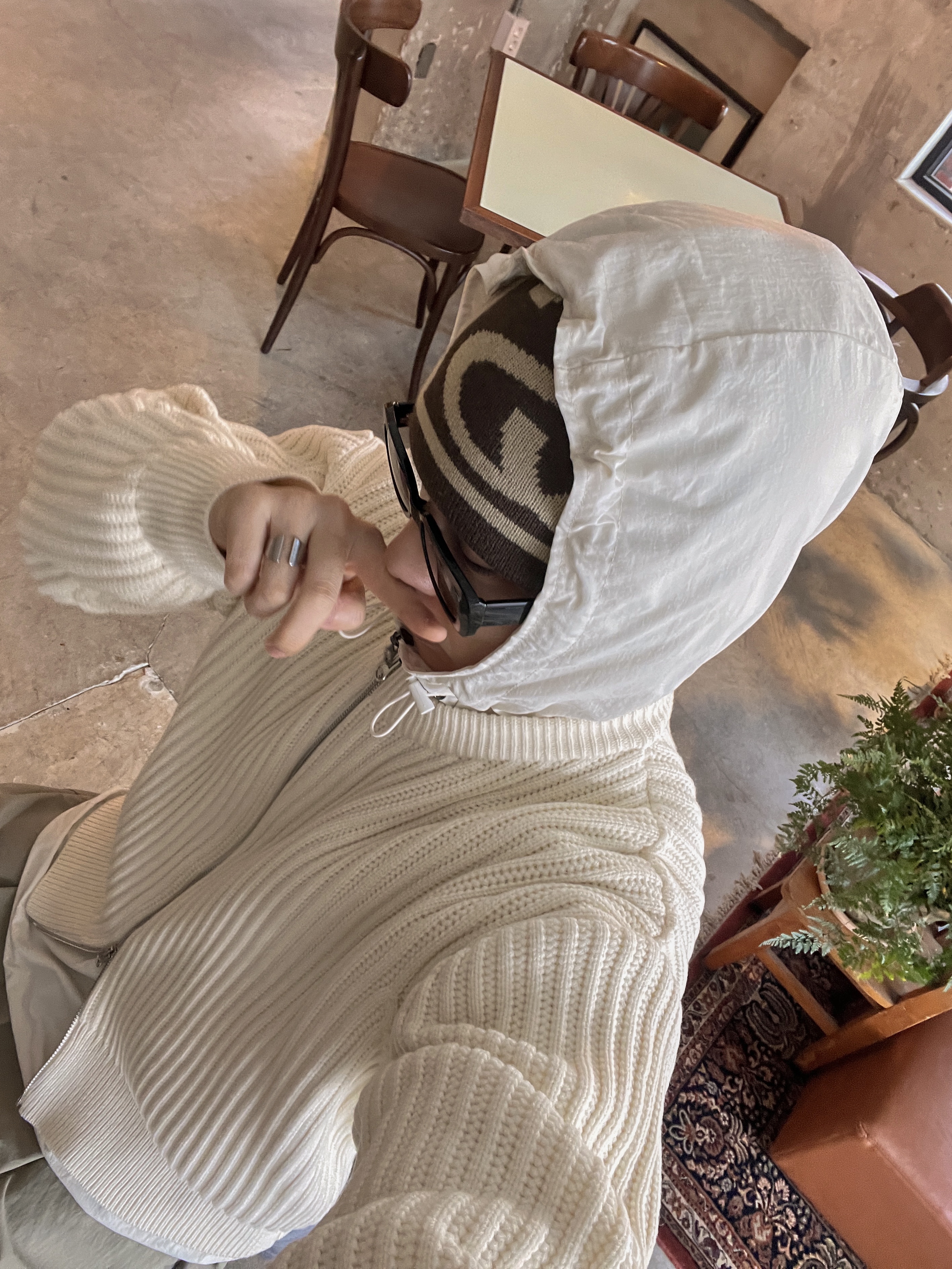 Stussy SS Link Skullcap Beanie Brown, Salomon XT-6 Turtledove 착용 스타일 - 2