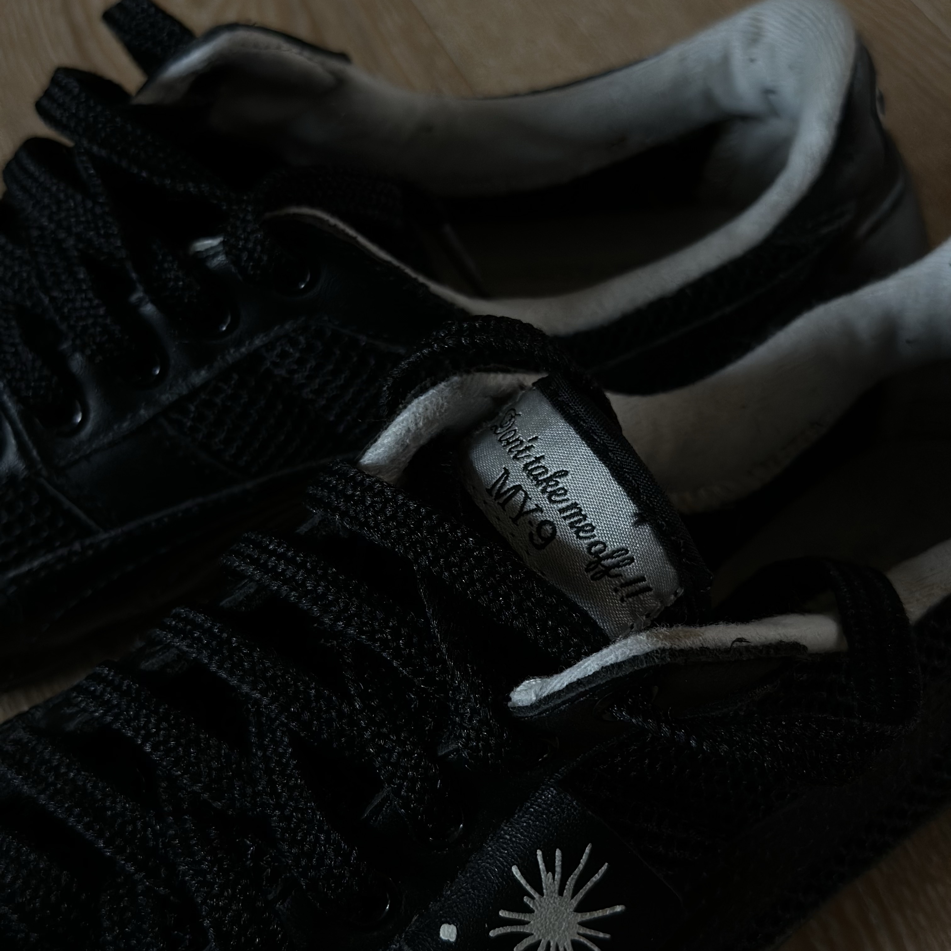 Puma Speedcat LS Black White 착용 스타일 - 2