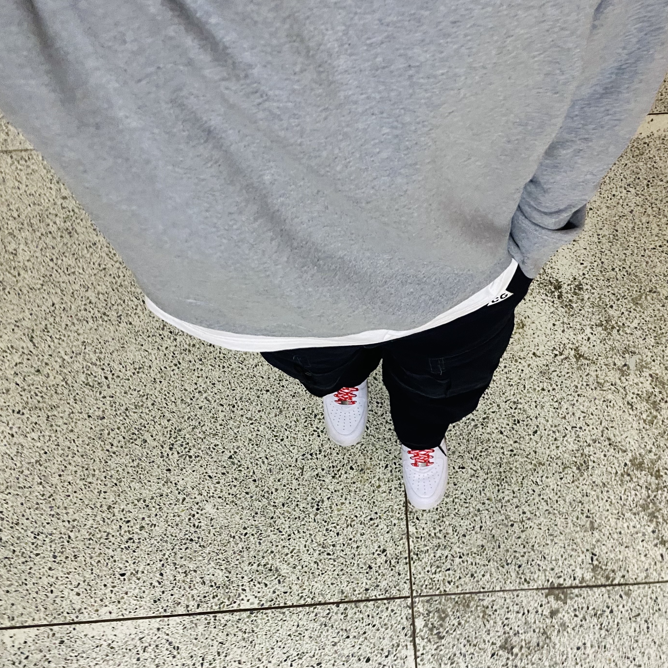 Nike x Supreme Air Force 1 Low White 착용 스타일