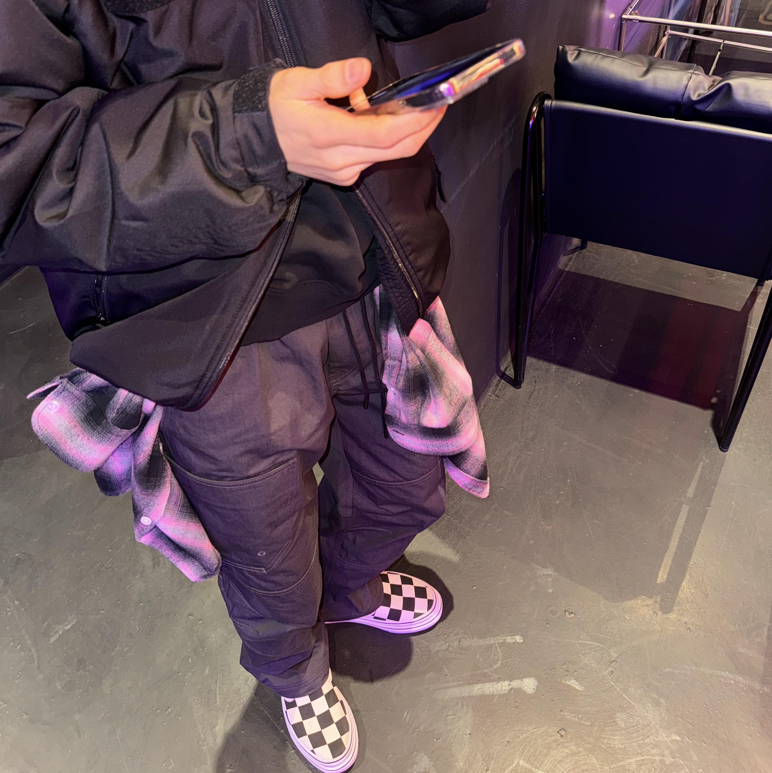 Vans Super ComfyCush Slip-On Big Classics Checker 착용 스타일