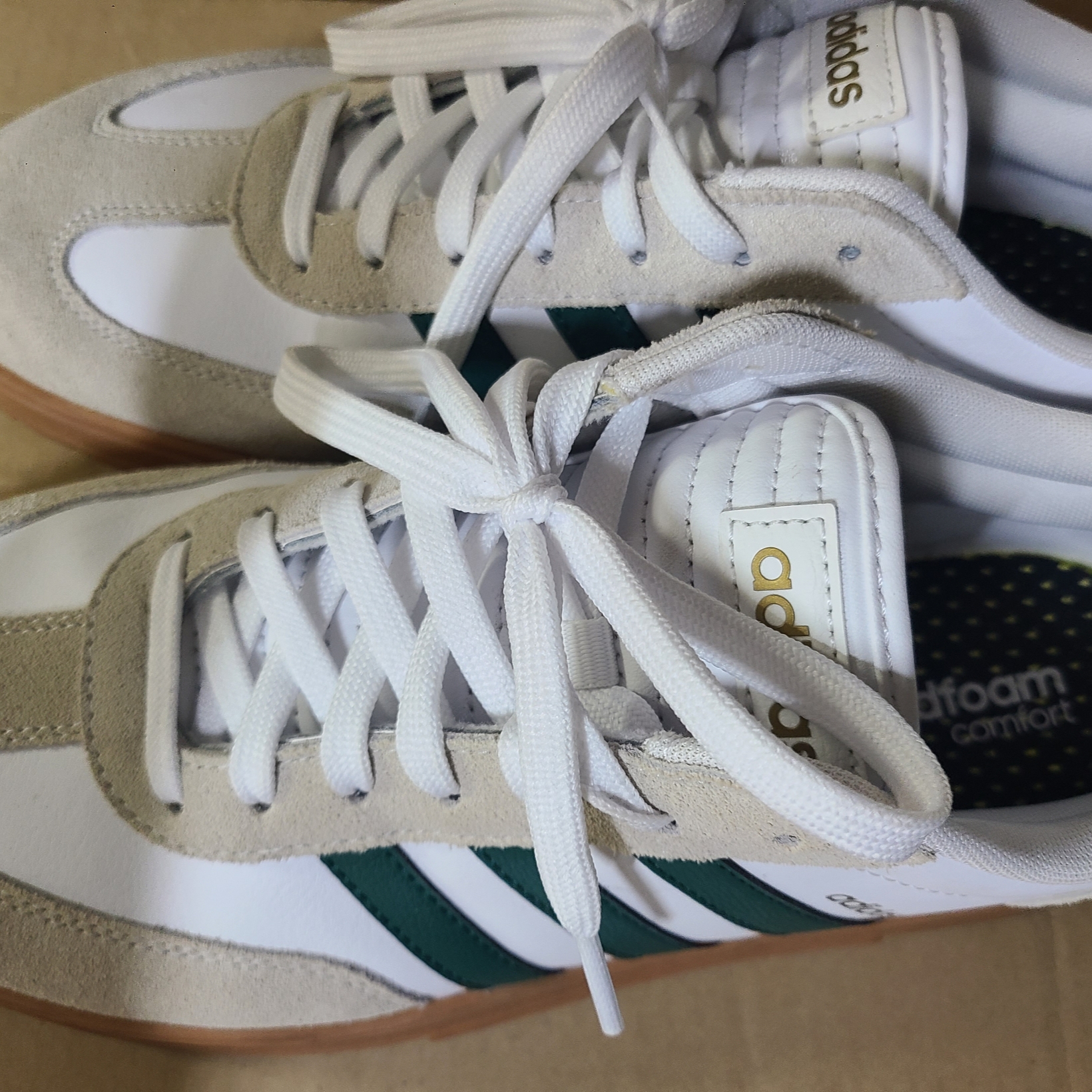 Adidas Gradas Collegiate Green 착용 스타일