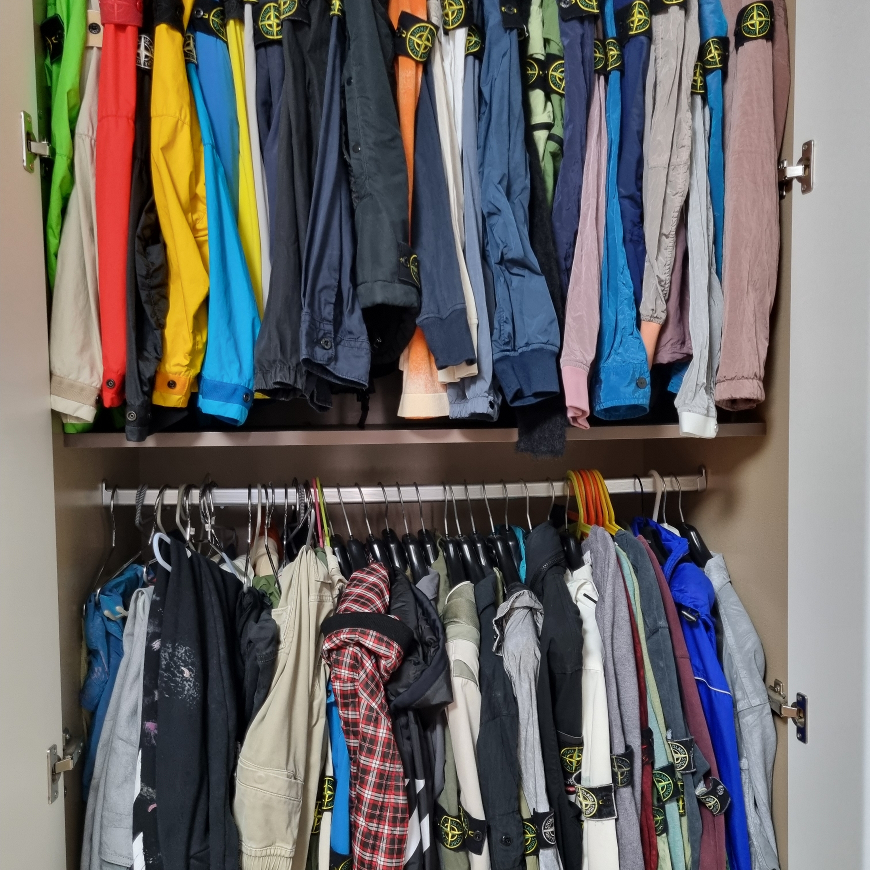 Supreme x Stone Island 5-Pocket Jean Reflective - 23FW, Supreme x Stone Island Denim Trucker Jacket Reflective - 23FW 착용 스타일 - 1