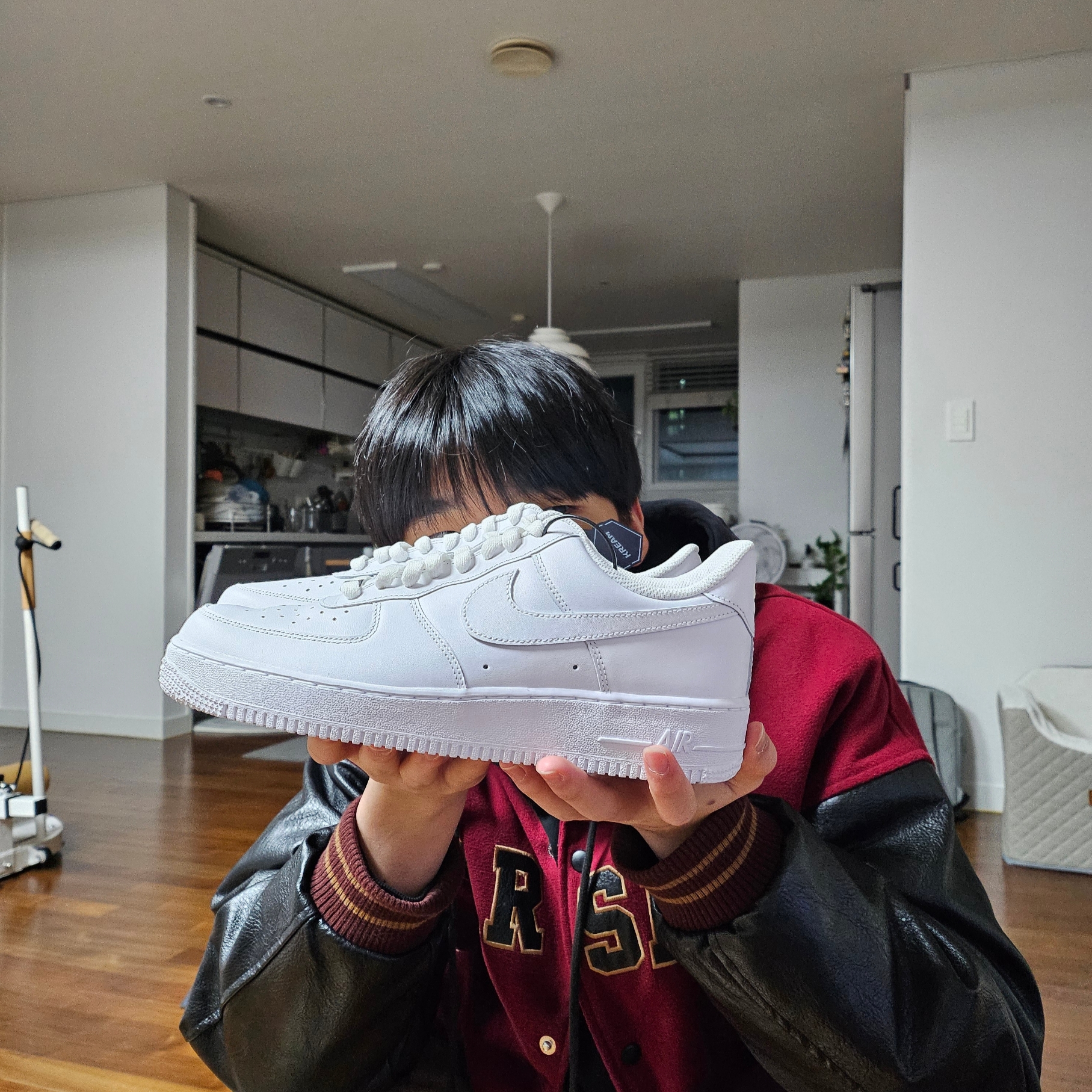 Nike Air Force 1 '07 Low White 착용 스타일 - 1