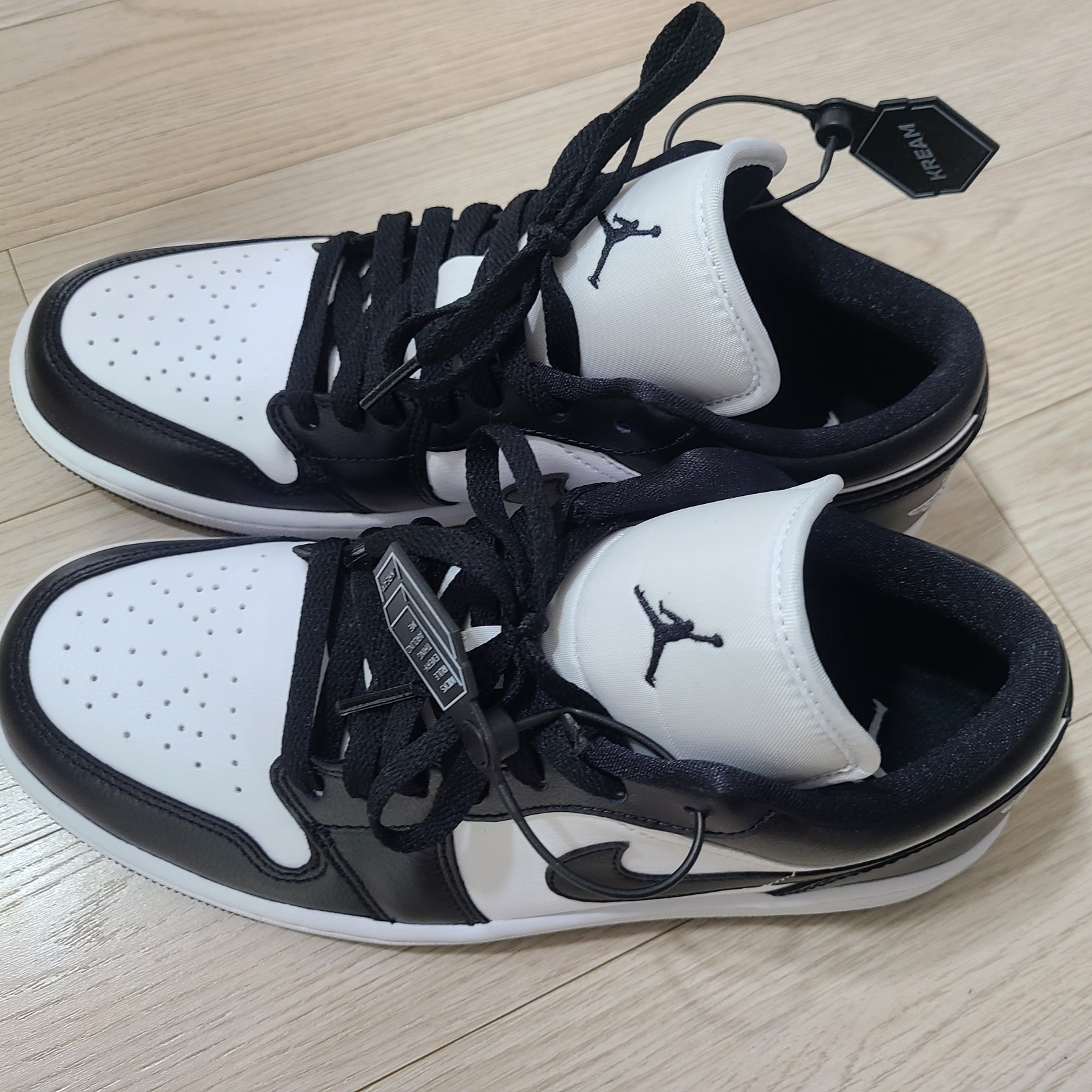 (W) Jordan 1 Low Black and White 착용 스타일 - 2