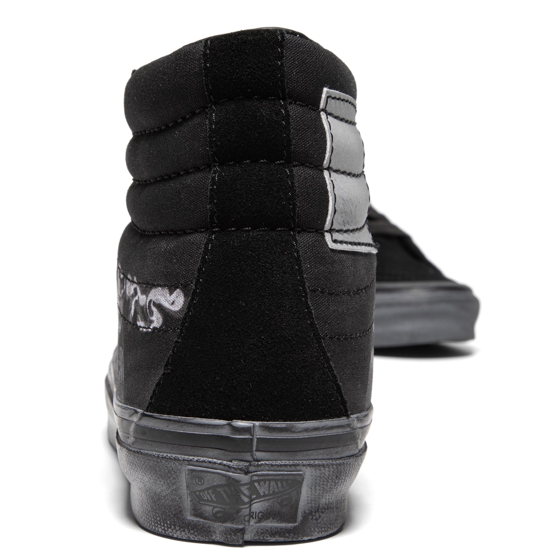 Vans Vault x Concepts Sk8-Hi LX Black Smoke 착용 스타일 - 2