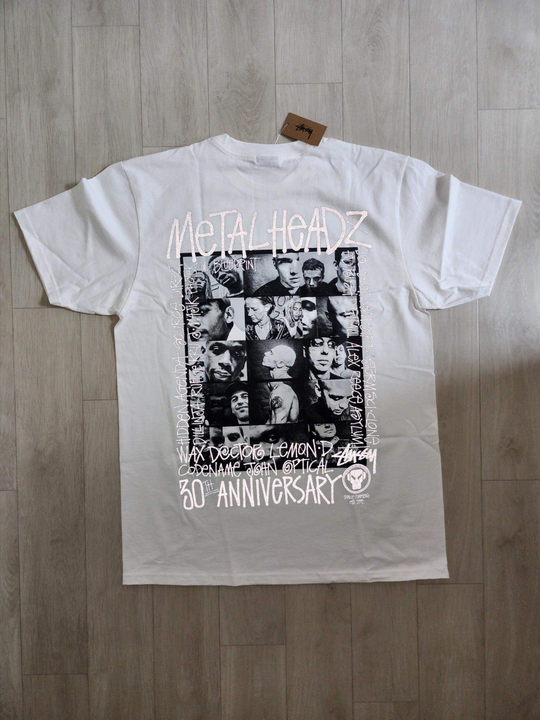 Stussy x Goldie Metalheadz 30 T-Shirt White 착용 스타일 - 4