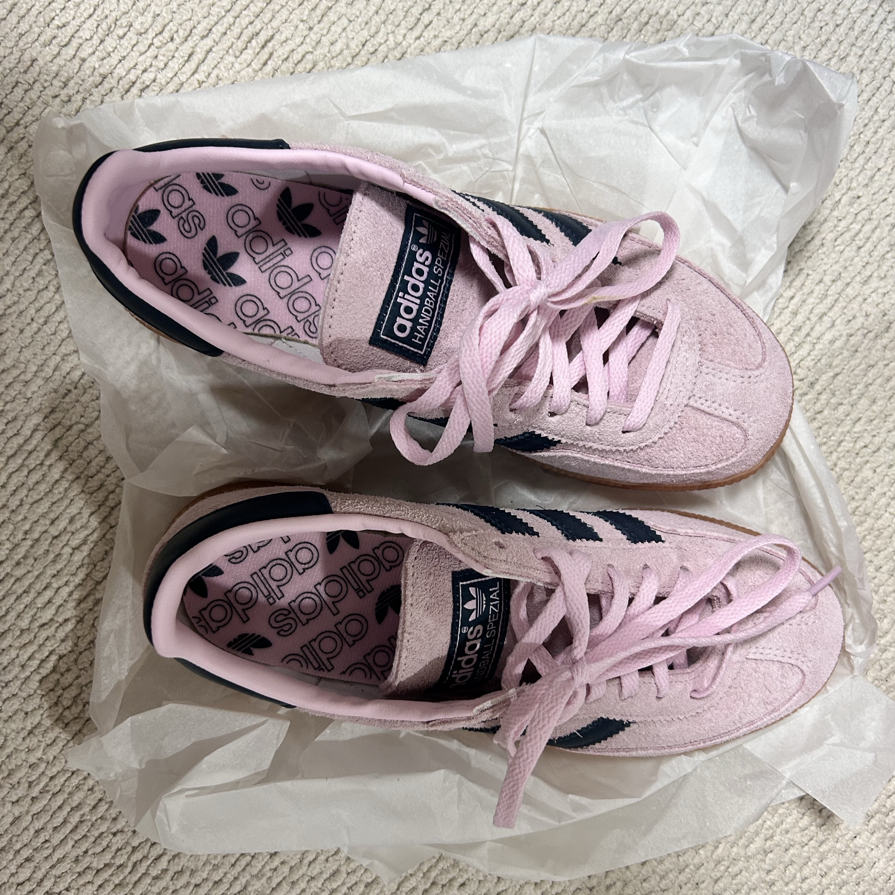 (W) Adidas Spezial Handball Clear Pink 착용 스타일