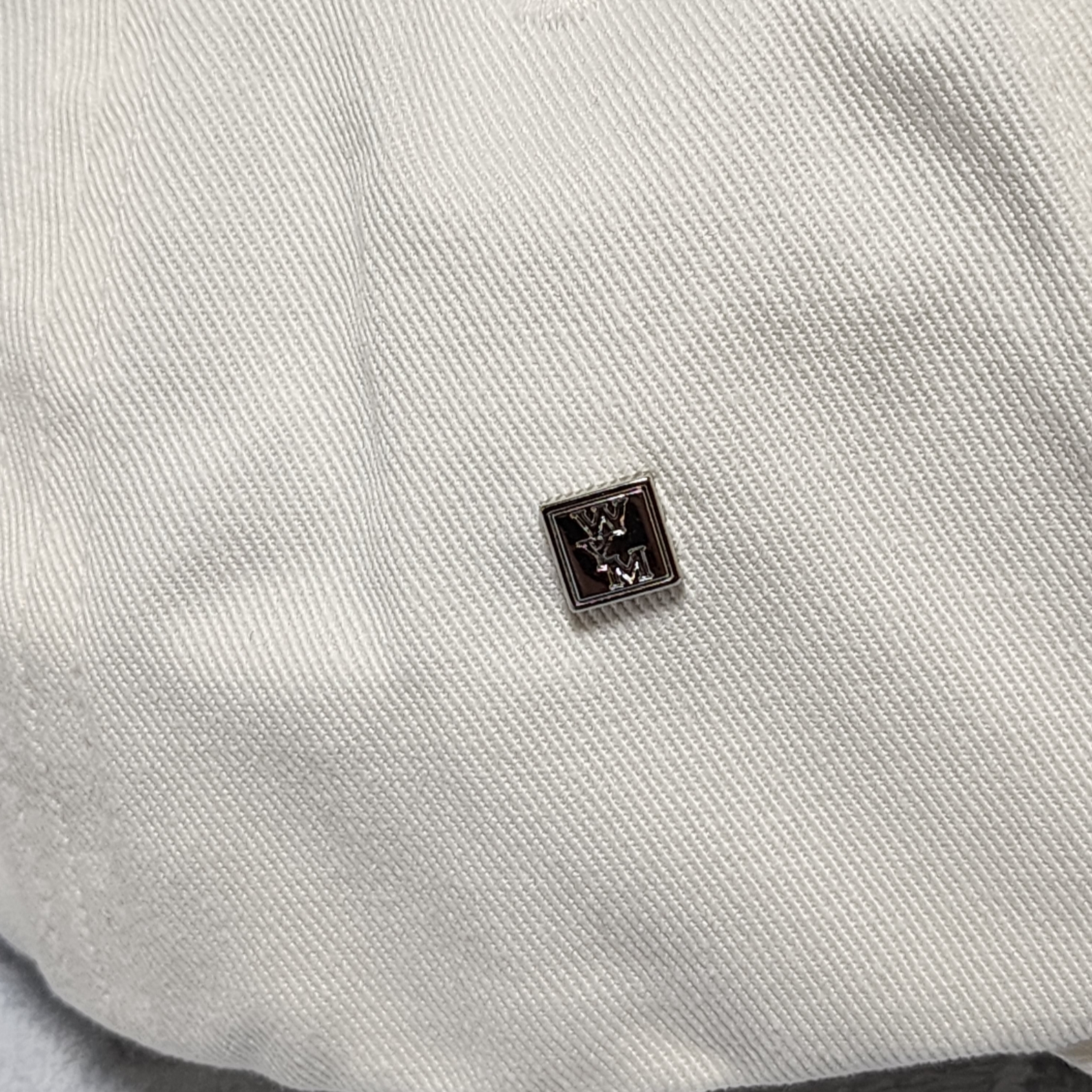 Wooyoungmi Logo Ball Cap White - 23SS 착용 스타일