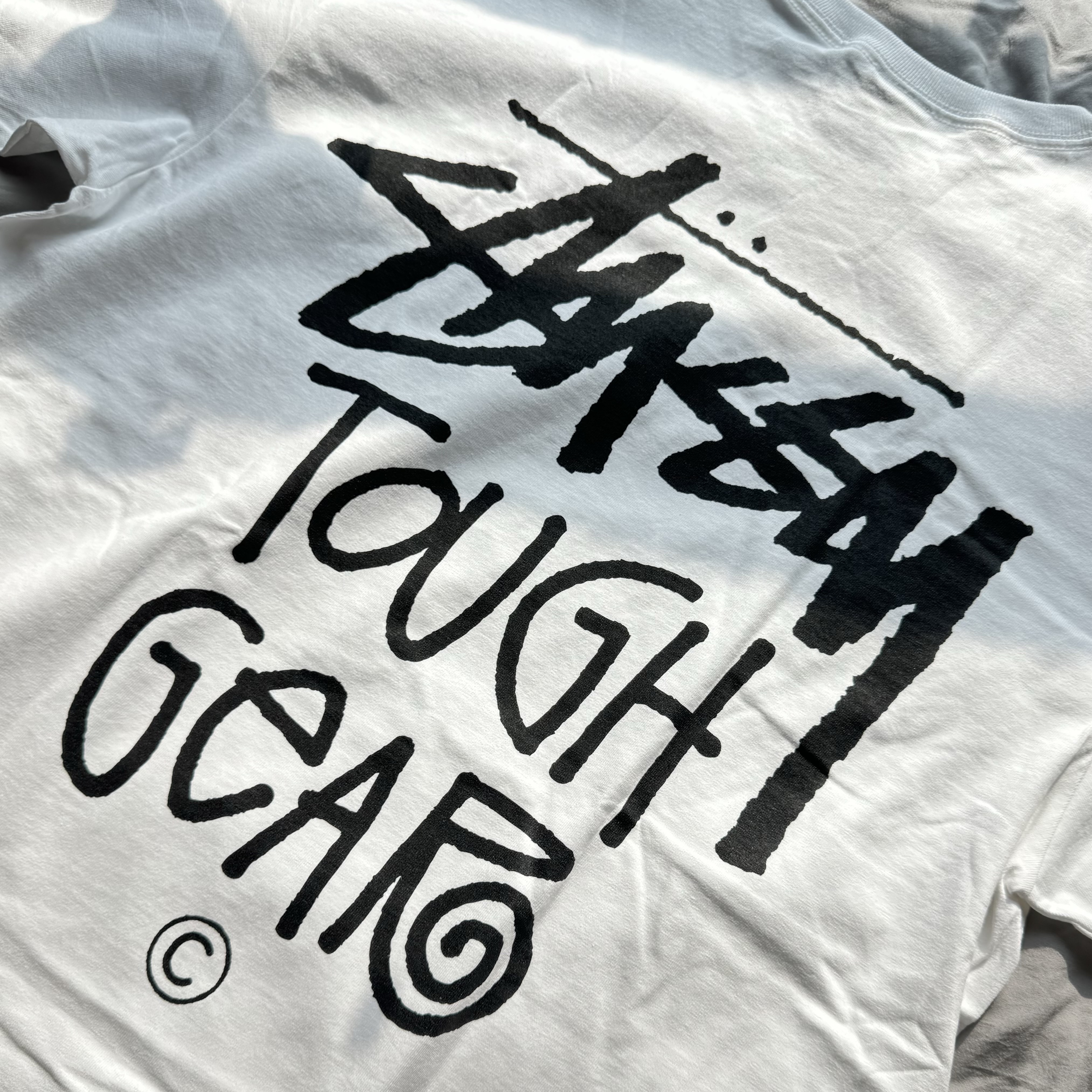 Stussy Tough Gear T-Shirt White 착용 스타일 - 2