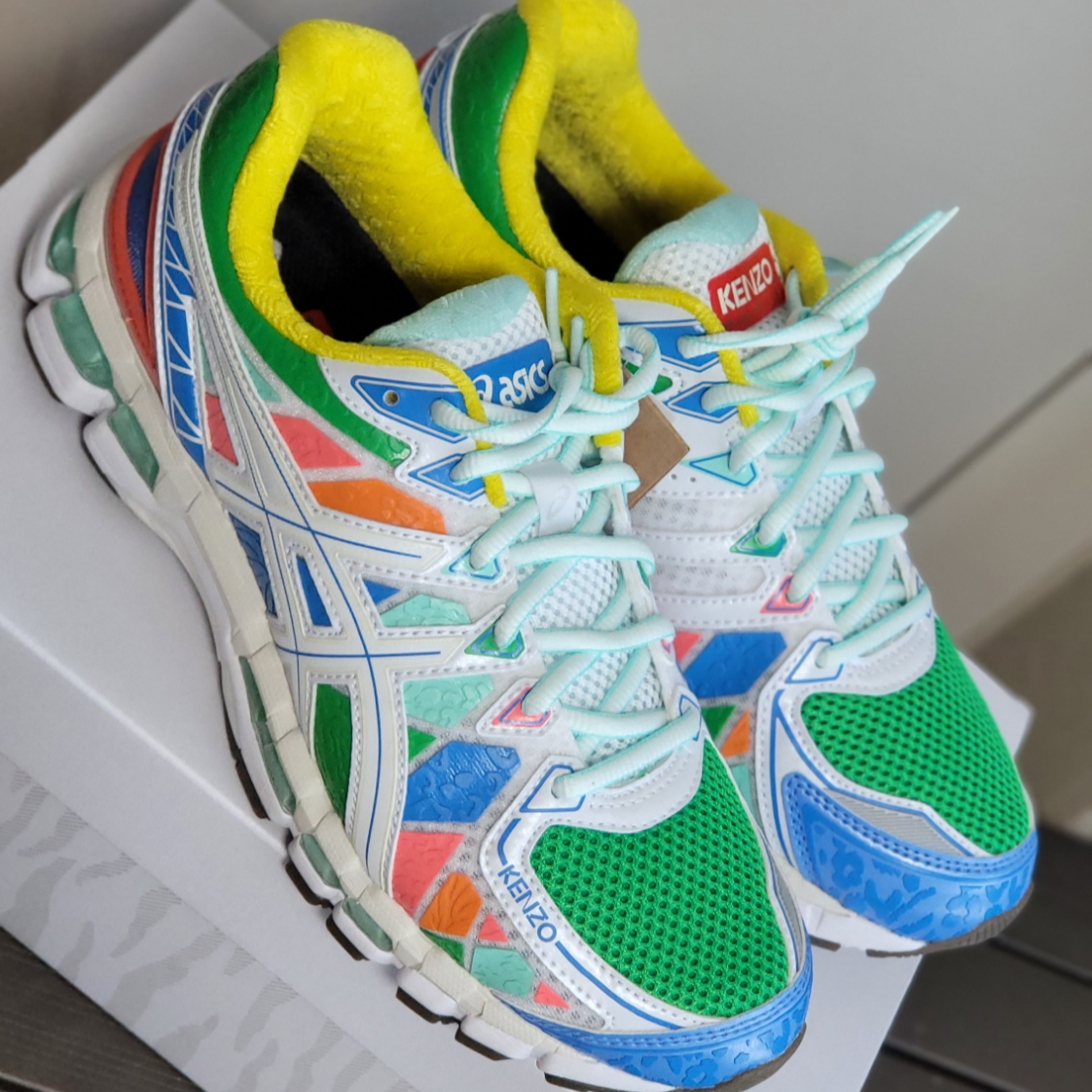Asics x Kenzo Gel-Kayano 20 by Nigo Multi White 착용 스타일 - 2