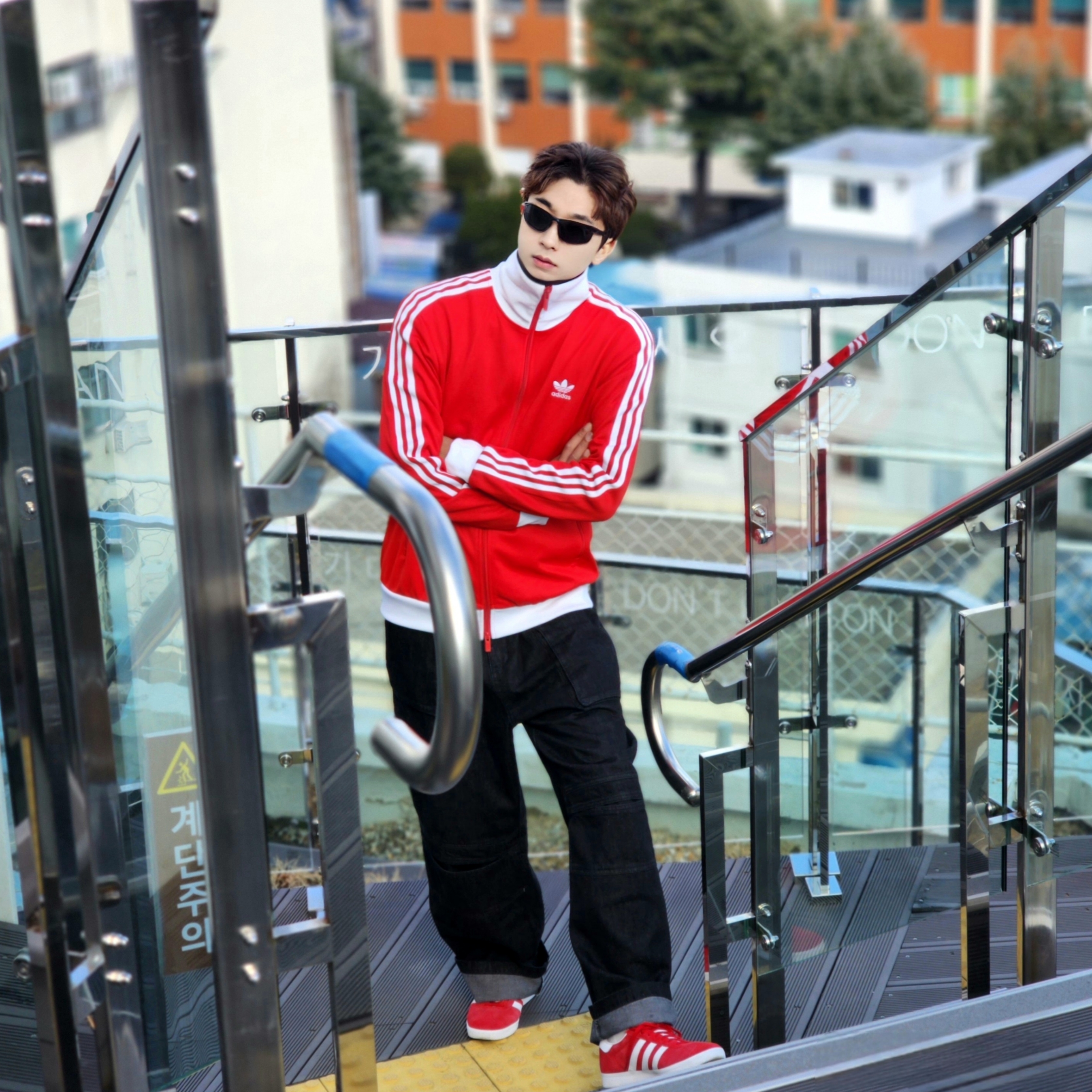 Adidas Gazelle Power Red, Adidas Adicolor Classic Beckenbauer Track Top Better Scarlet White - KR Sizing 착용 스타일 - 10