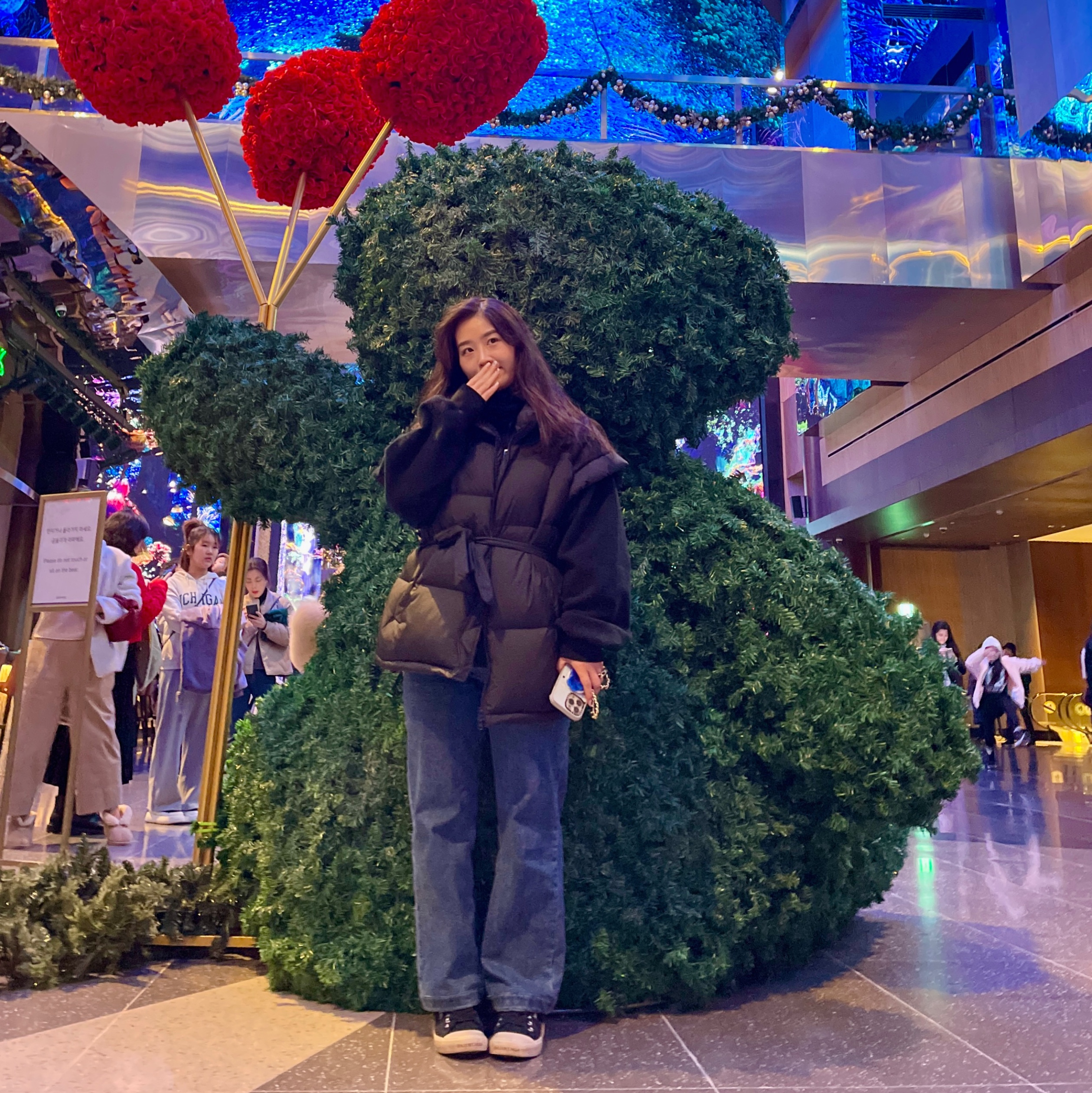 Supreme Inside Out Crewneck Black - 23FW 착용 스타일