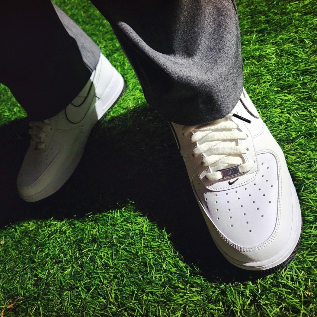Nike Air Force 1 '07 White Black 착용 스타일 - 4